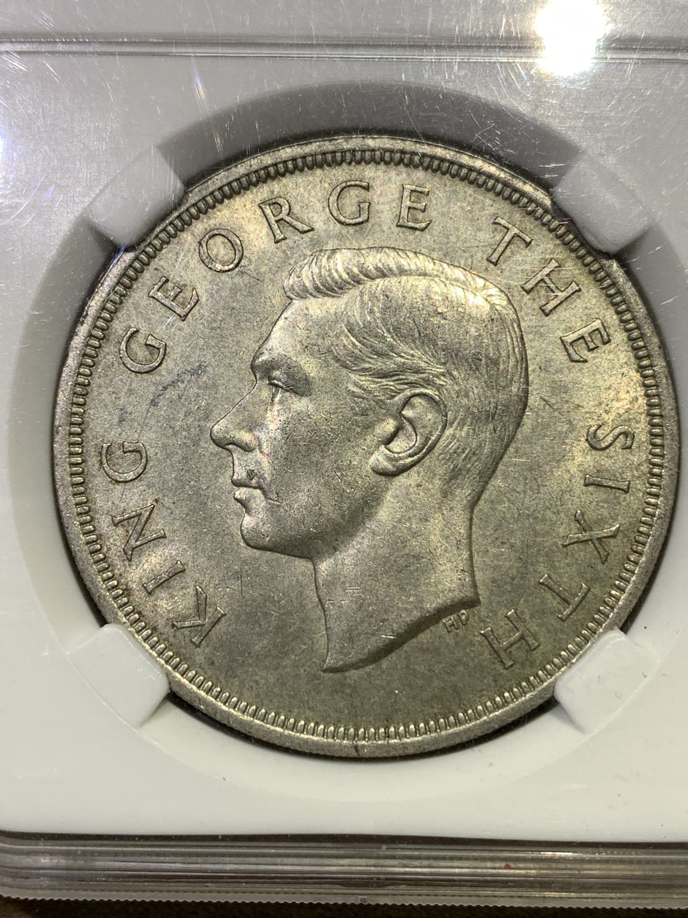 《竞宝斋》第180场-周日，周一2场 (全场包邮) 嘉诚评级MS62 新西兰1949年乔治六世1克朗银币