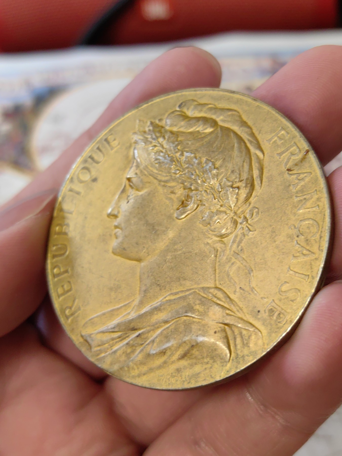 橡树集藏-006场 海纳百川 法国玛丽安娜商业银镀金章  直径：50mm  重量：63.3gr 边铭：丰饶角➕银标