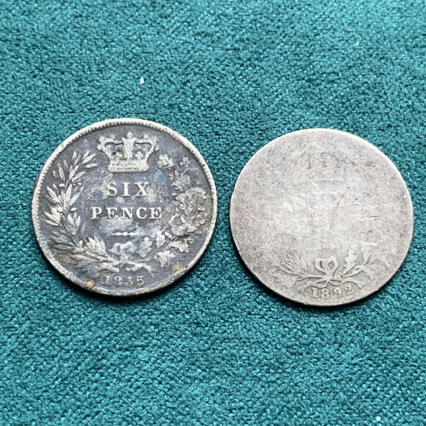 《竞宝斋》第180场-周日，周一2场 (全场包邮) 1835年英国威廉四世6便士送老维银币一枚