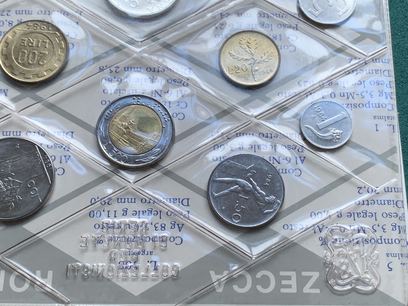 《竞宝斋》第180场-周日，周一2场 (全场包邮) 意大利，1984，普制套币 含帆船银币