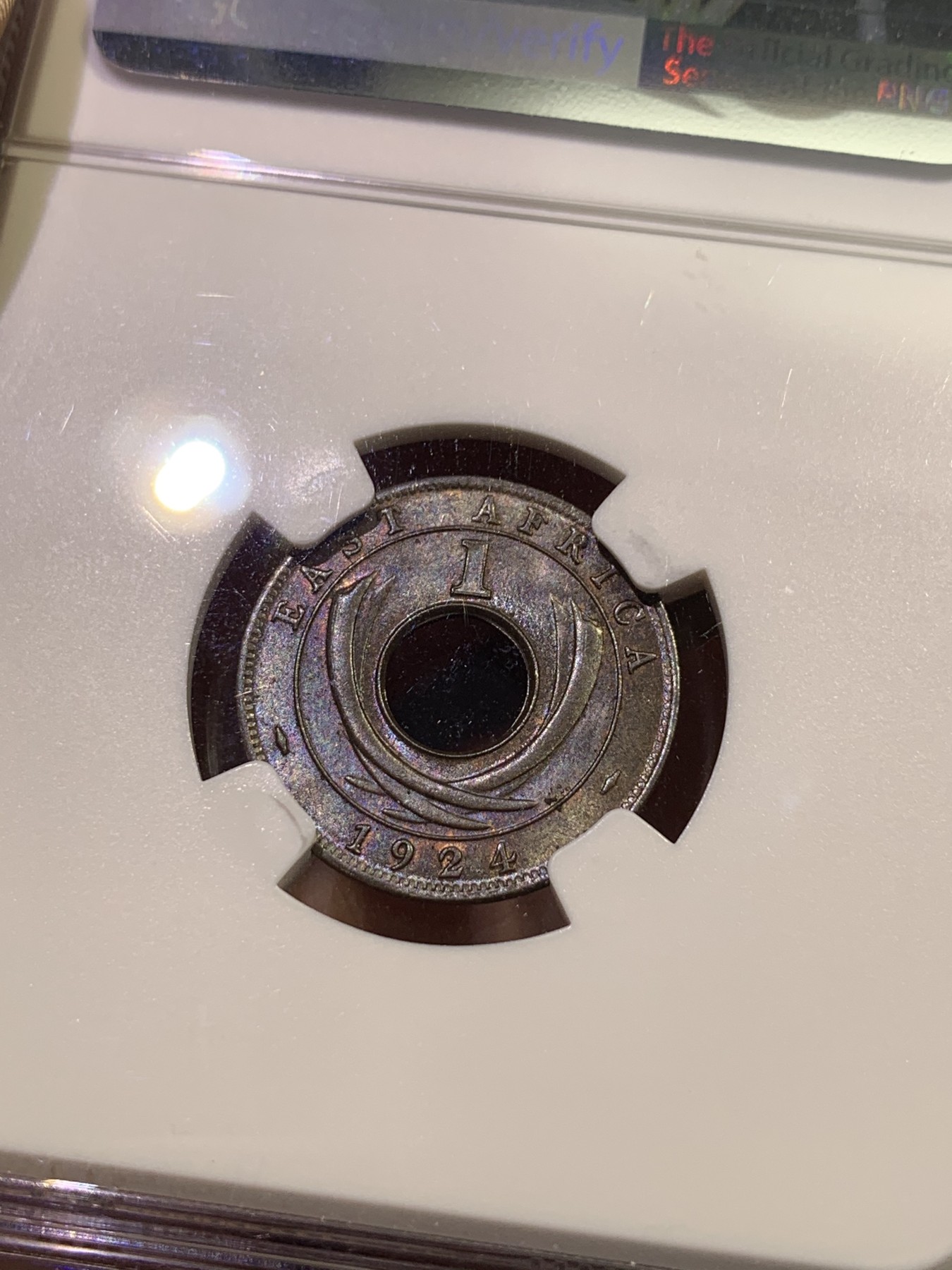 《竞宝斋》第180场-周日，周一2场 (全场包邮) NGC MS64BN 东非1924红铜1分