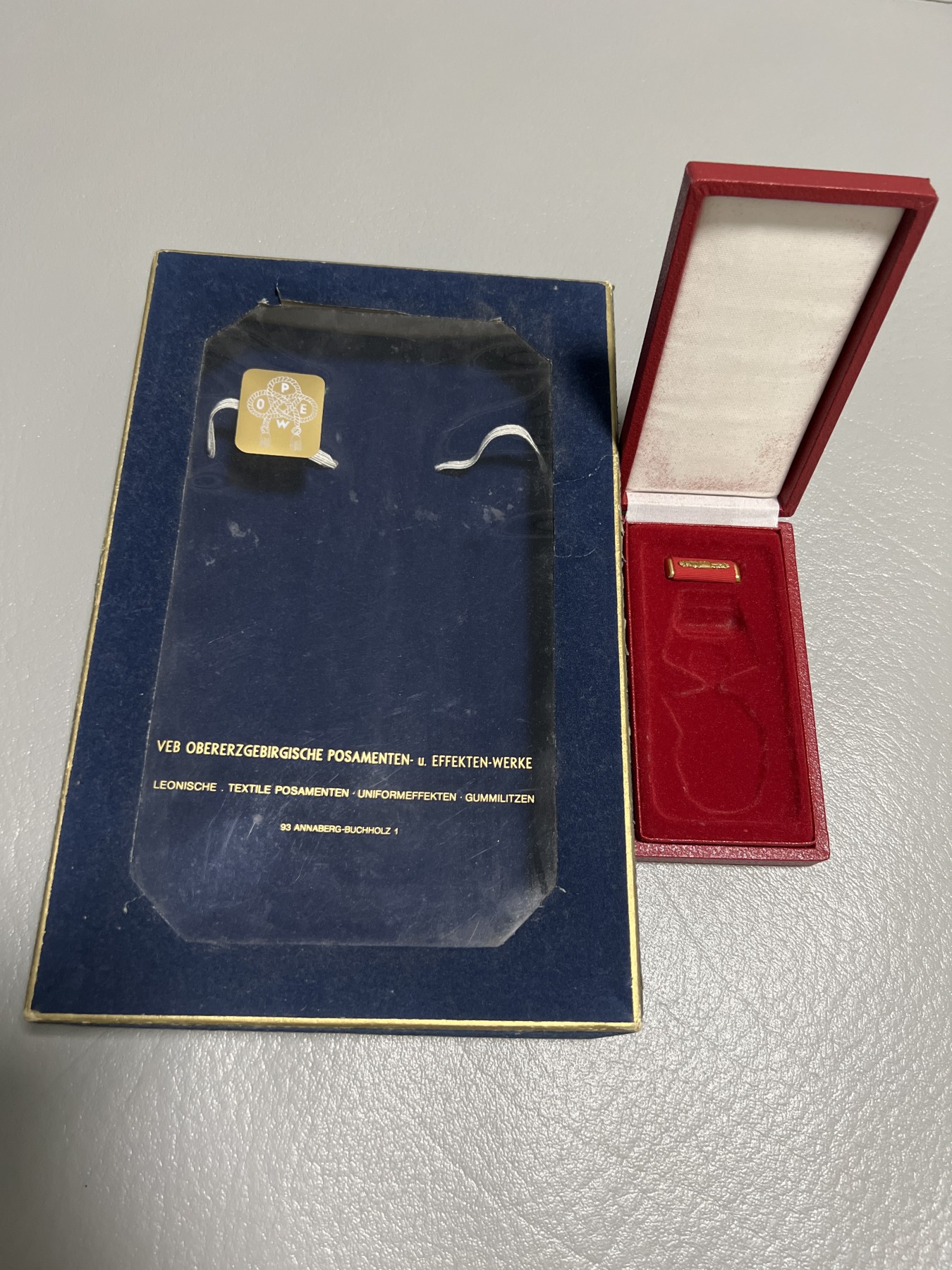 第一次麦稀奇拍卖 东德杂件一堆