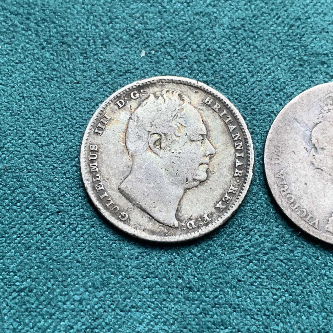 《竞宝斋》第180场-周日，周一2场 (全场包邮) 1835年英国威廉四世6便士送老维银币一枚