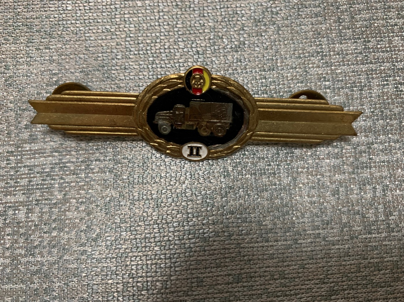 第一次麦稀奇拍卖 东德86技能章