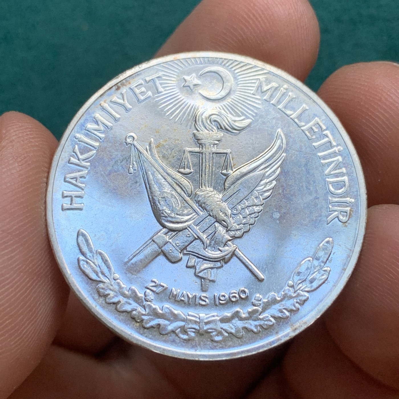 《竞宝斋》第180场-周日，周一2场 (全场包邮) 土耳其历史人物大钱包精制银币4枚，土耳其第一版纪念银币，主题鲜明，制作精美。分别为1960年土耳其国父凯末尔10里拉，1970年土耳其大国民议会25里拉，1971年土耳其苏丹阿尔帕斯朗50里拉，1972年土耳其民族解放战争50里拉。