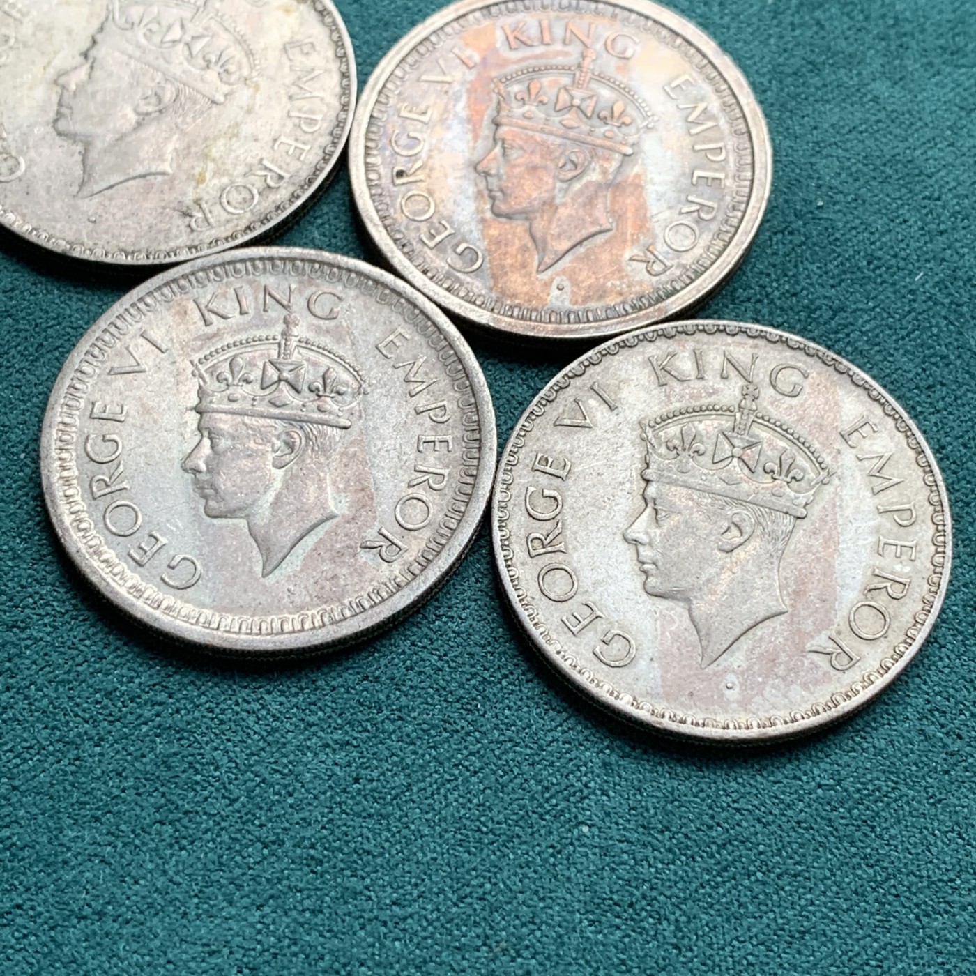 《竞宝斋》第180场-周日，周一2场 (全场包邮) 英属印度乔治六世一卢比银币4枚