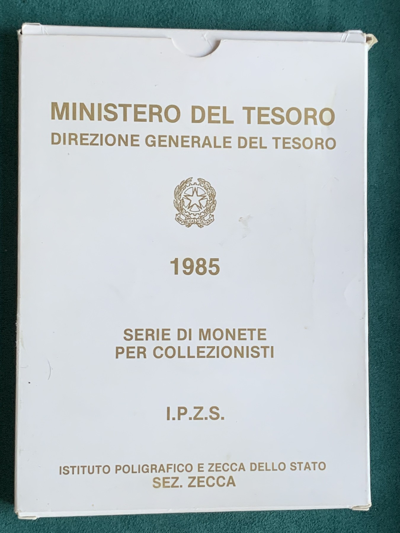 《竞宝斋》第180场-周日，周一2场 (全场包邮) 意大利，1985，精制套币 含两枚精制银币