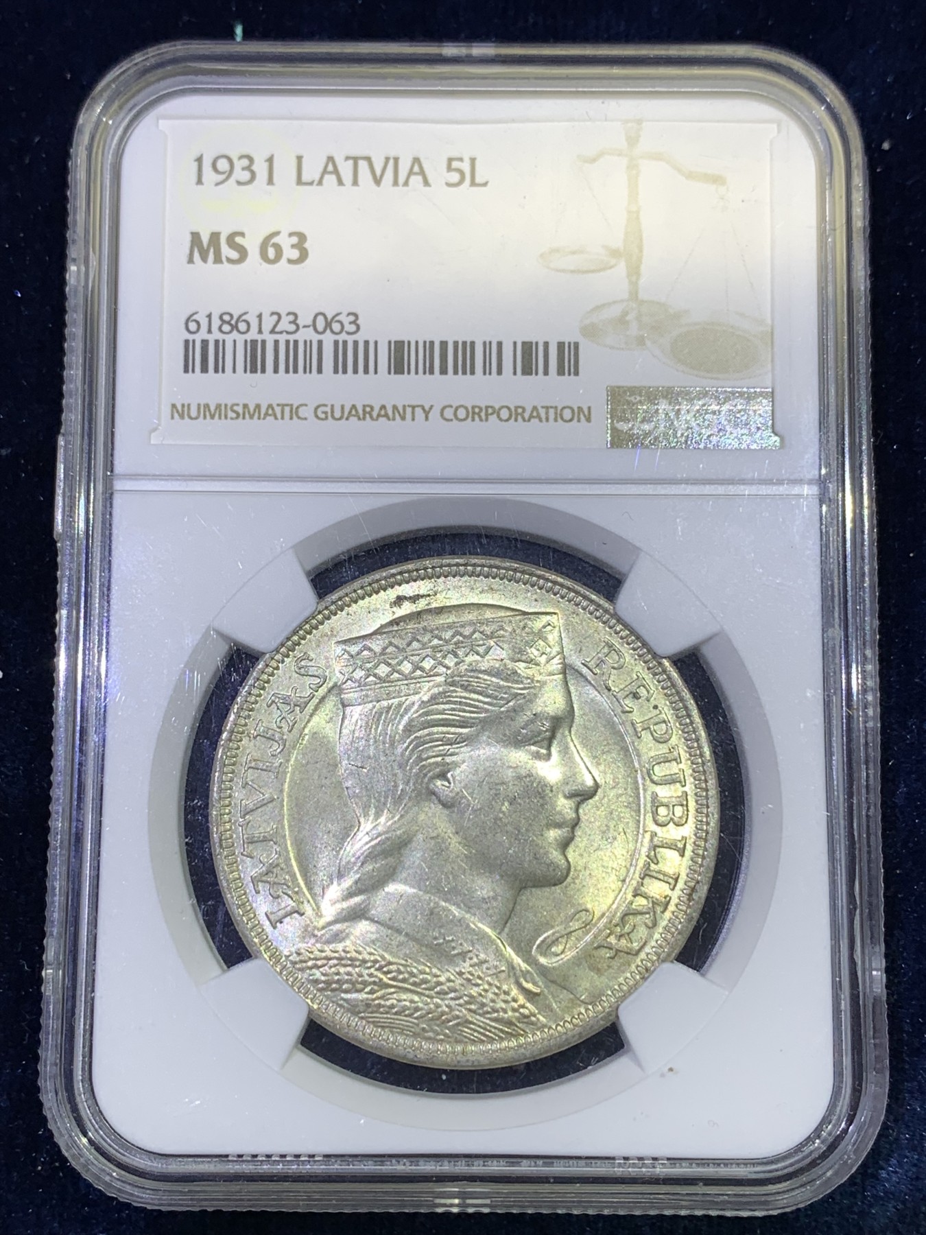 《竞宝斋》第180场-周日，周一2场 (全场包邮) NGC-MS63 1931拉脱维亚5拉特银币，拉脱维亚上MS63不易，BU级转光，未清洗卷拆品相，微微淡黄色包浆