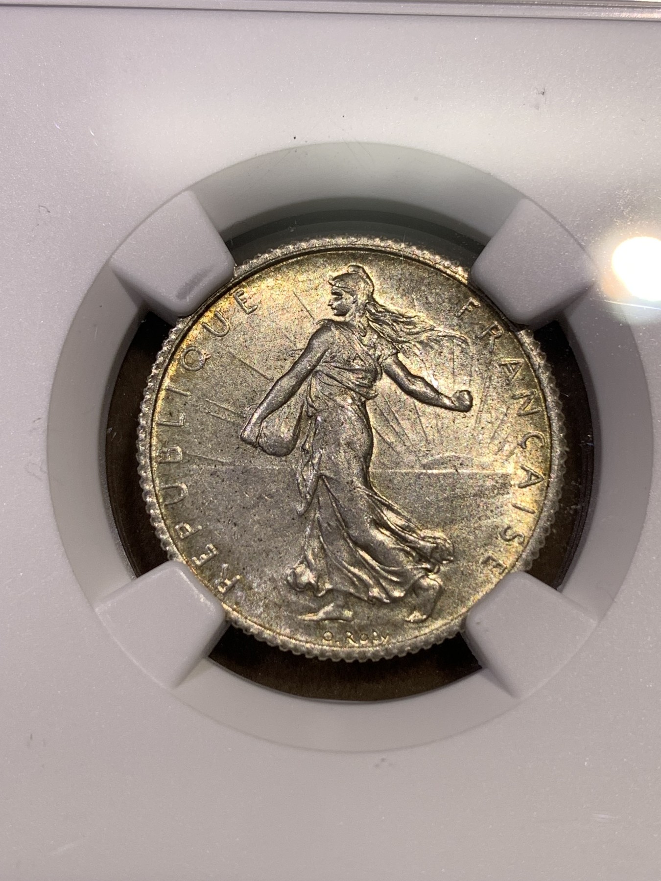 《竞宝斋》第180场-周日，周一2场 (全场包邮) NGC-MS64 法国1916年播种女神1法郎银币，罗蒂设计，经典的行走女神。64高分难得。