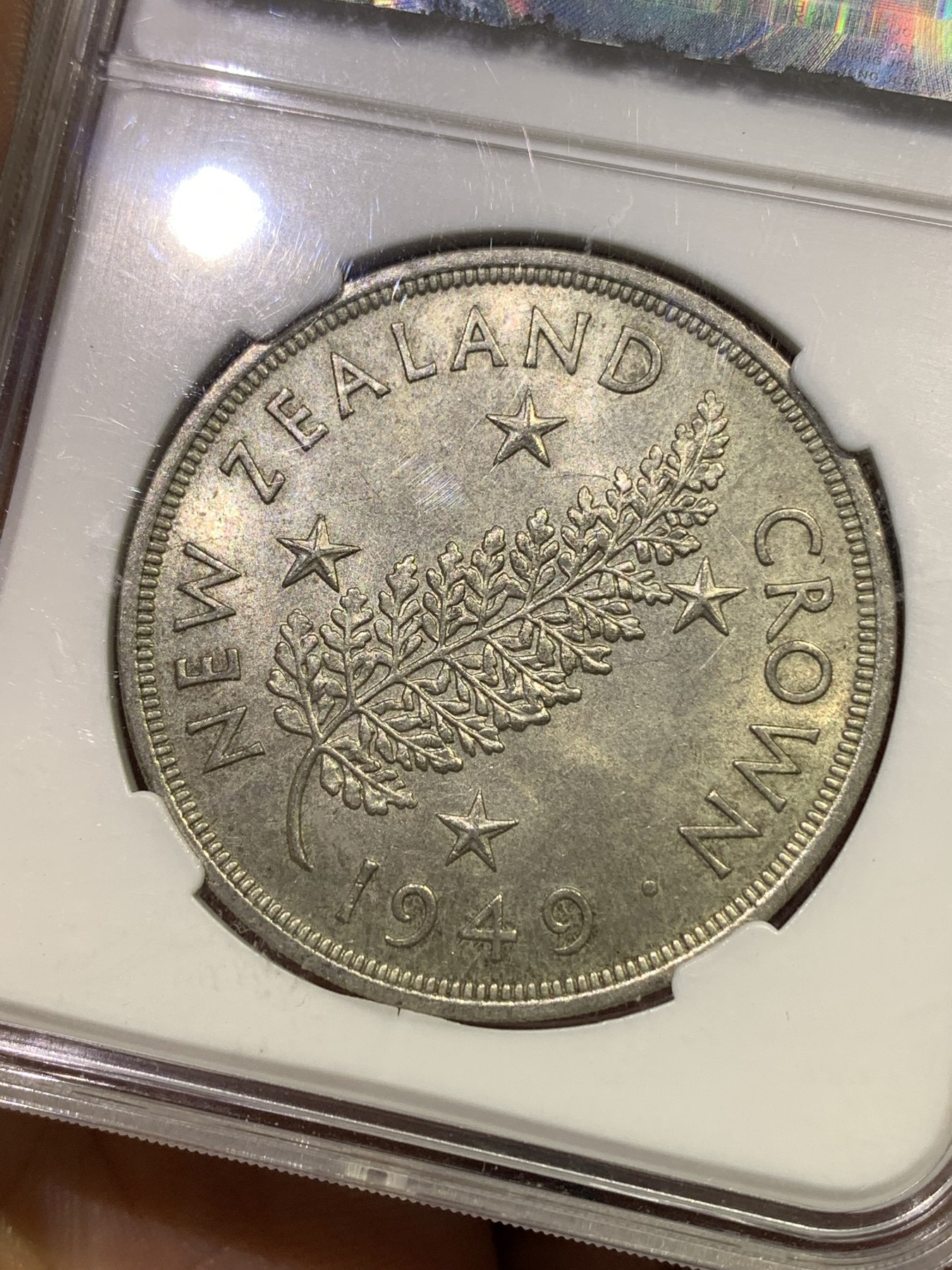 《竞宝斋》第180场-周日，周一2场 (全场包邮) 嘉诚评级MS62 新西兰1949年乔治六世1克朗银币