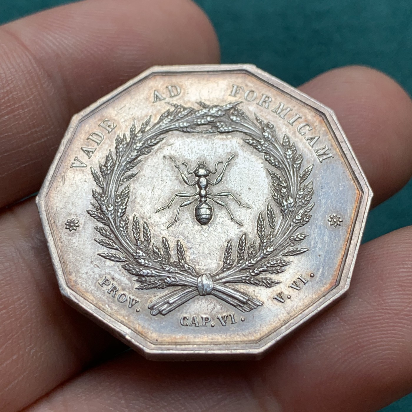 《竞宝斋》第180场-周日，周一2场 (全场包邮) 法国1880-1898十角银质代币jeton 蚂蚁储蓄 边铭丰饶角AR 重量16.2g 直径33mm