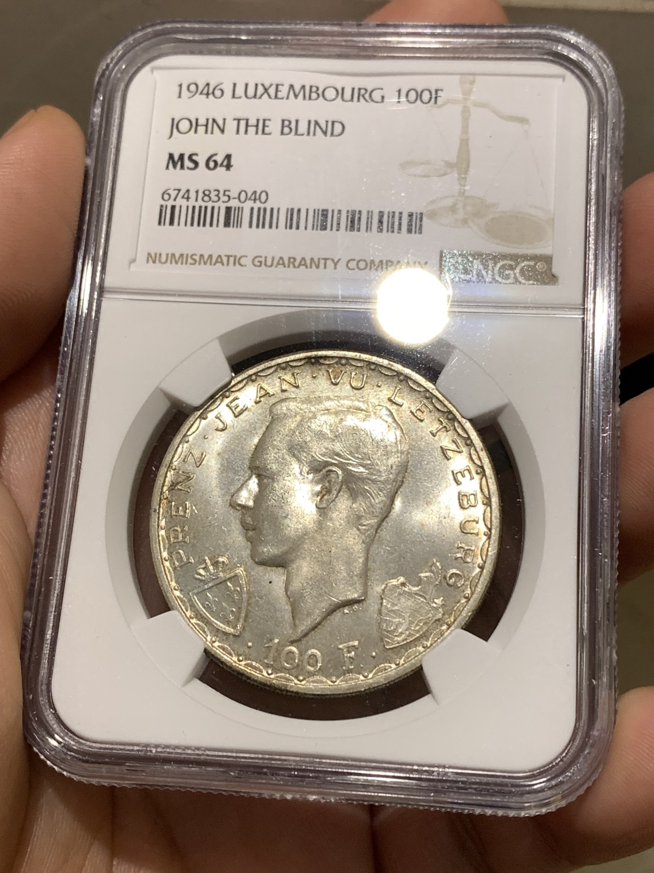 《竞宝斋》第180场-周日，周一2场 (全场包邮) NGC MS 64 卢森堡1946年100法郎马剑大银币