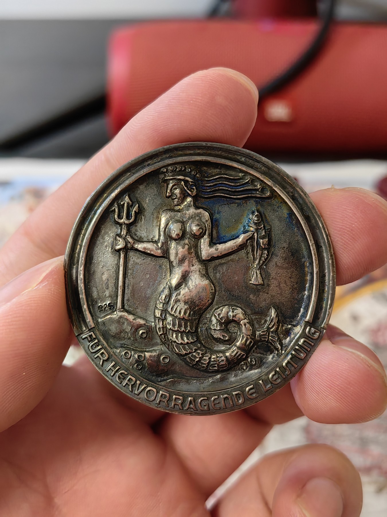 橡树集藏-006场 海纳百川 德国渔业协会银章 美人鱼和渔民 高浮雕好品相 克苏鲁风格 原盒完好