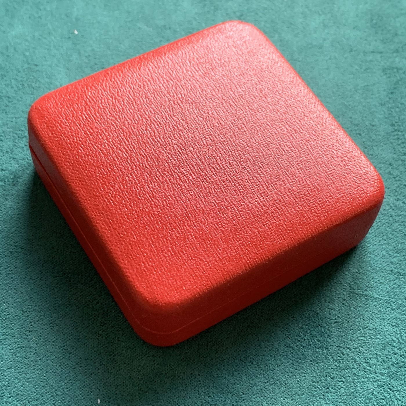 《竞宝斋》第180场-周日，周一2场 (全场包邮) 英国1989年1英镑银币 19克加厚版 盒证齐全