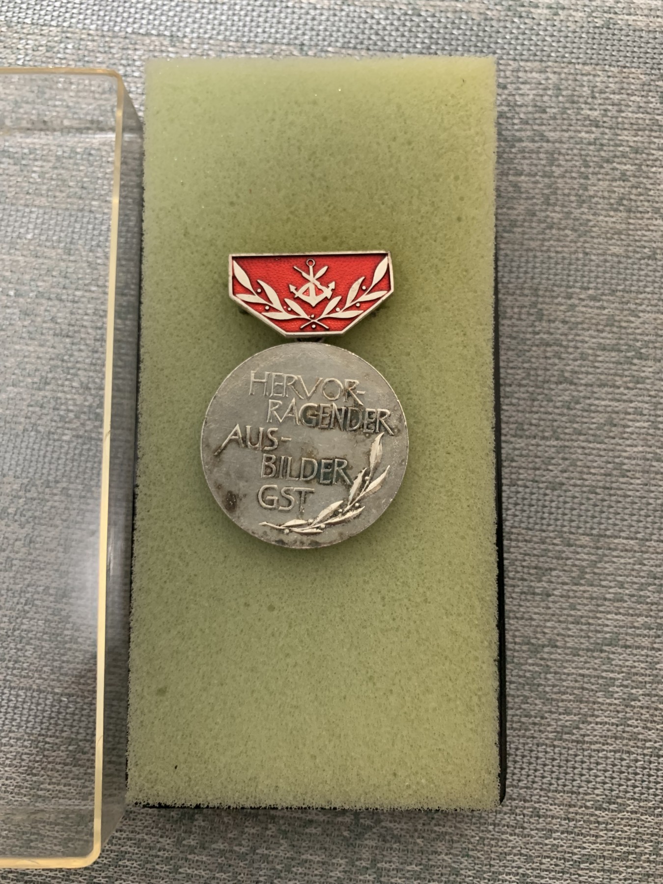 第一次麦稀奇拍卖 东德GST小章