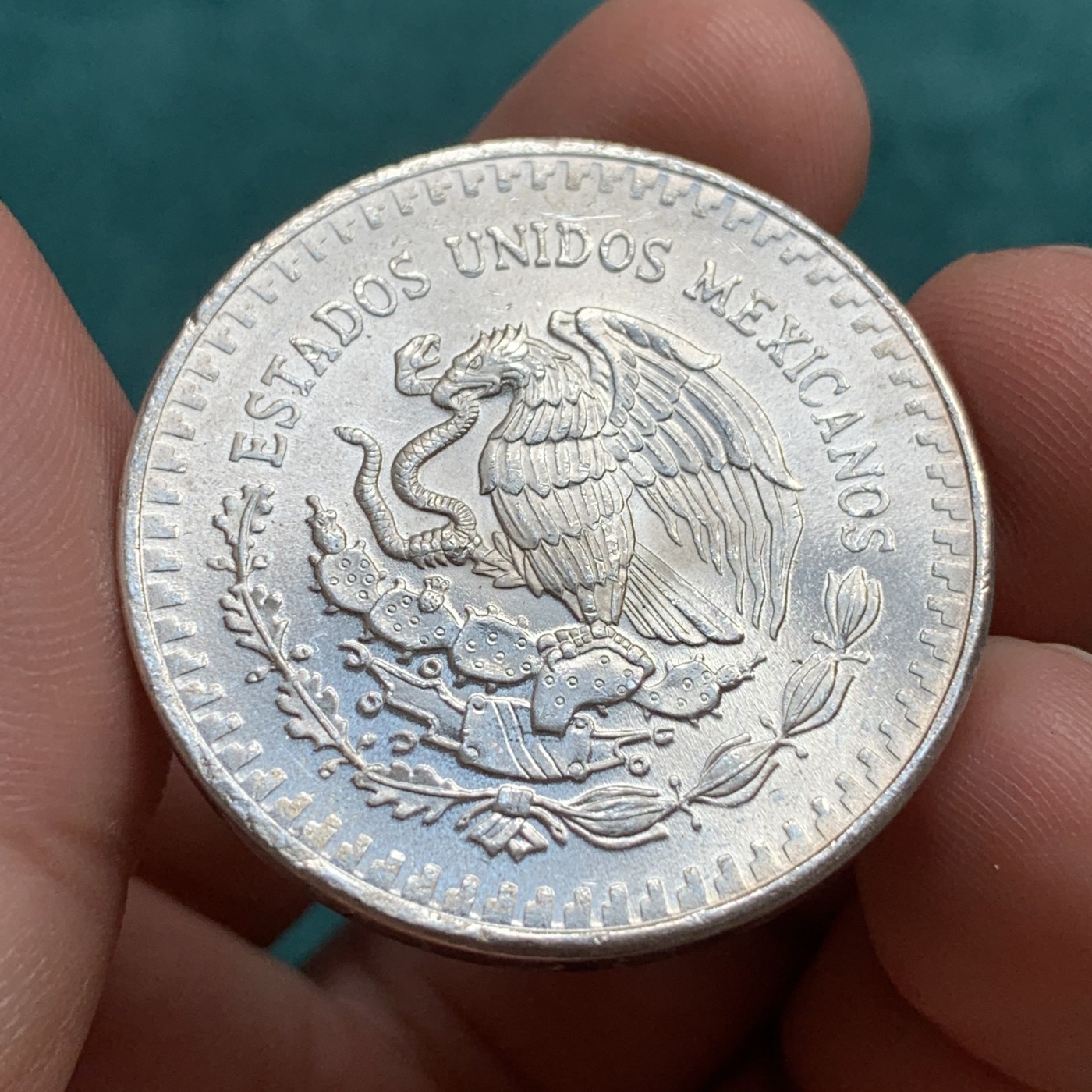 《竞宝斋》第180场-周日，周一2场 (全场包邮) 1982年 墨西哥 1盎司女神银币 999银 少见 包浆也好