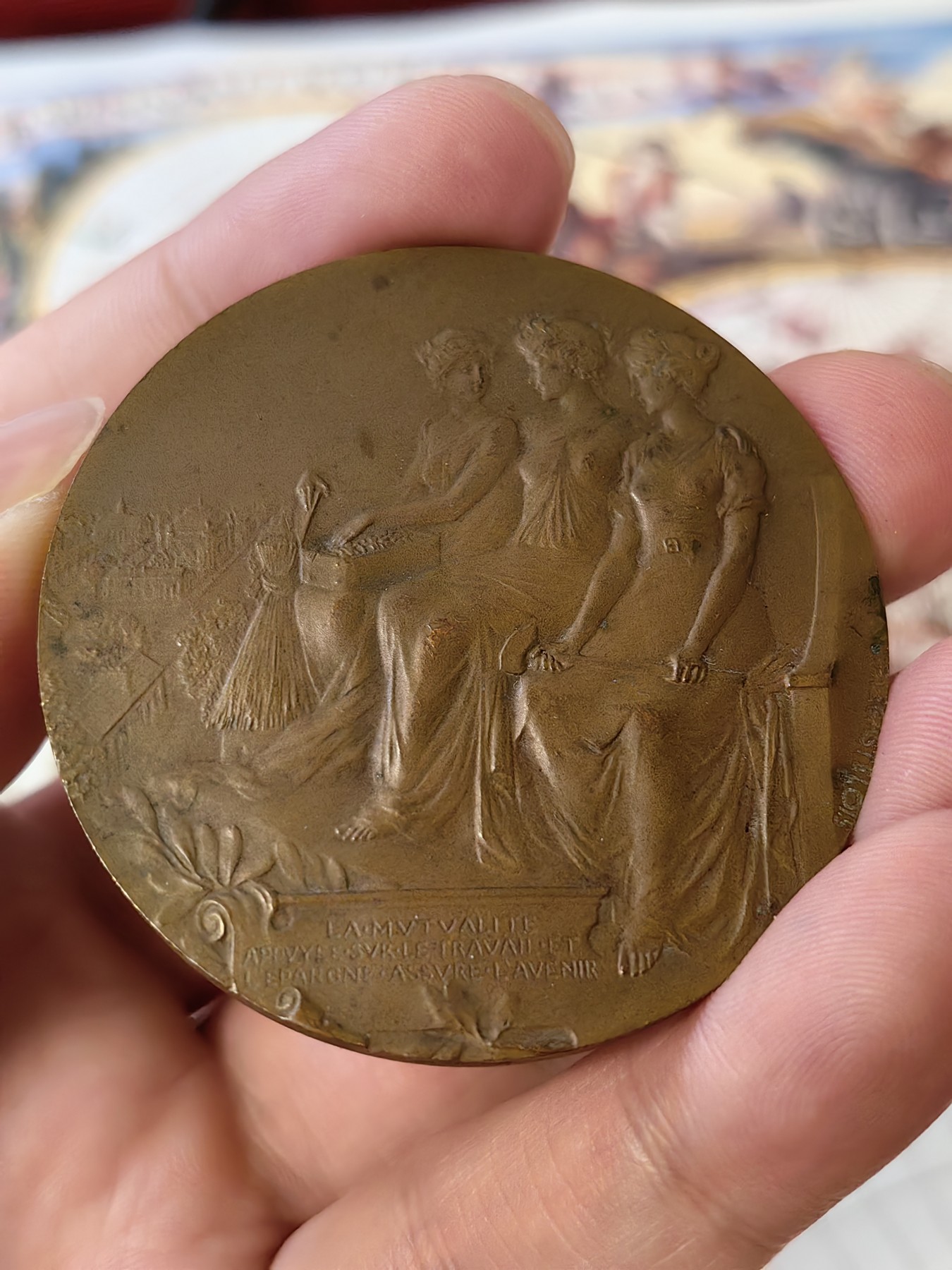 橡树集藏-006场 海纳百川 法国互助三女神艺术铜章    直径：50mm  重量：59.92gr  边铭：丰饶角加铜标