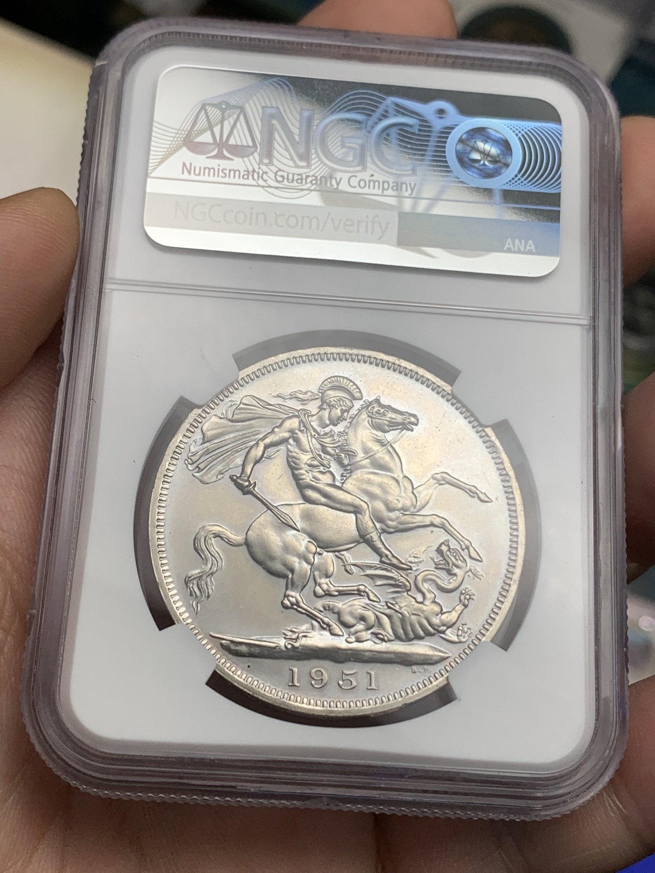 《竞宝斋》第180场-周日，周一2场 (全场包邮) NGC-PL62 英国 1951年 1克朗 乔治六世 最后的马剑 PL底板 品相好 非常靓