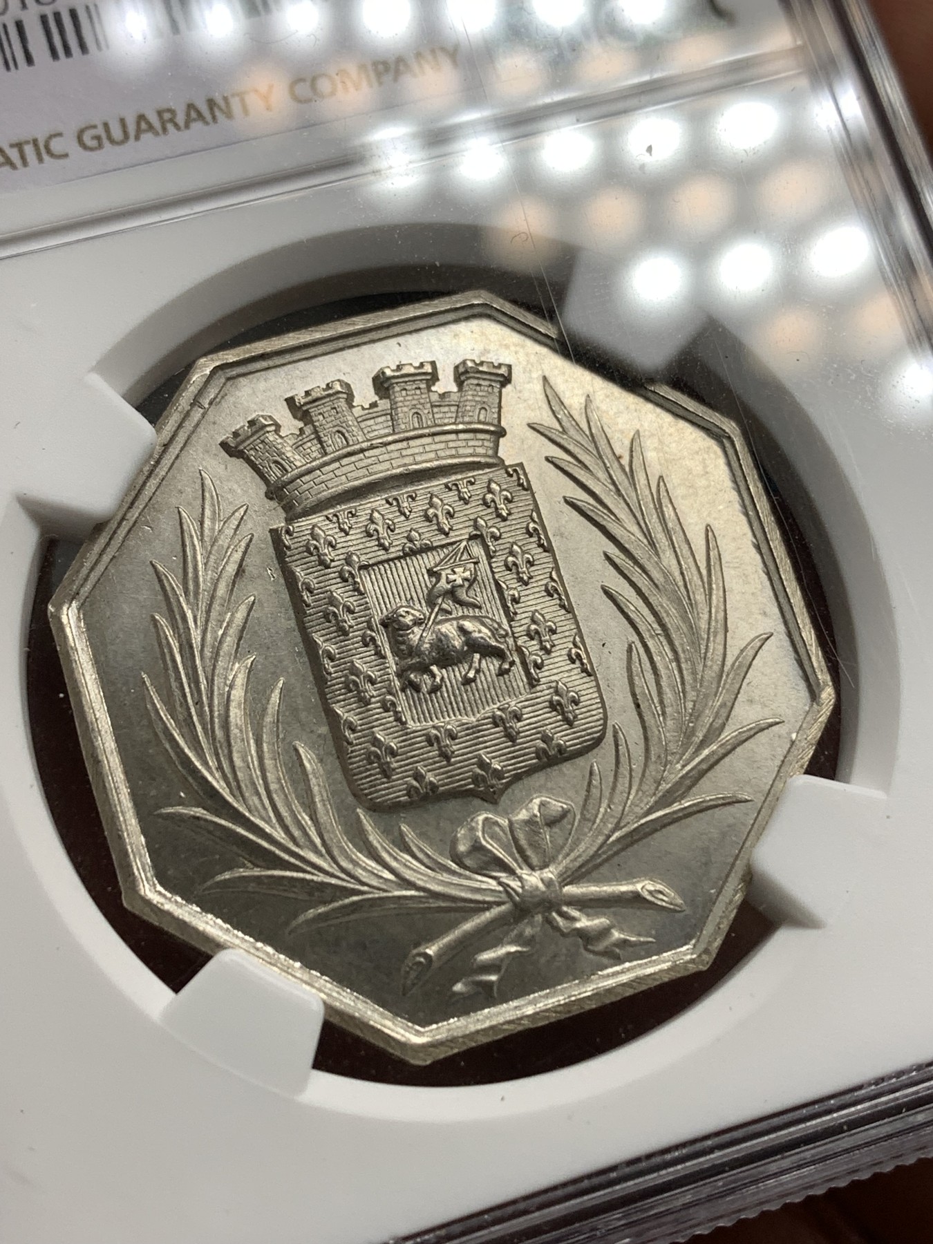 《竞宝斋》第180场-周日，周一2场 (全场包邮) NGC MS63 法国1834年卡卡西松储蓄银行八角银章 大规格 少见品种