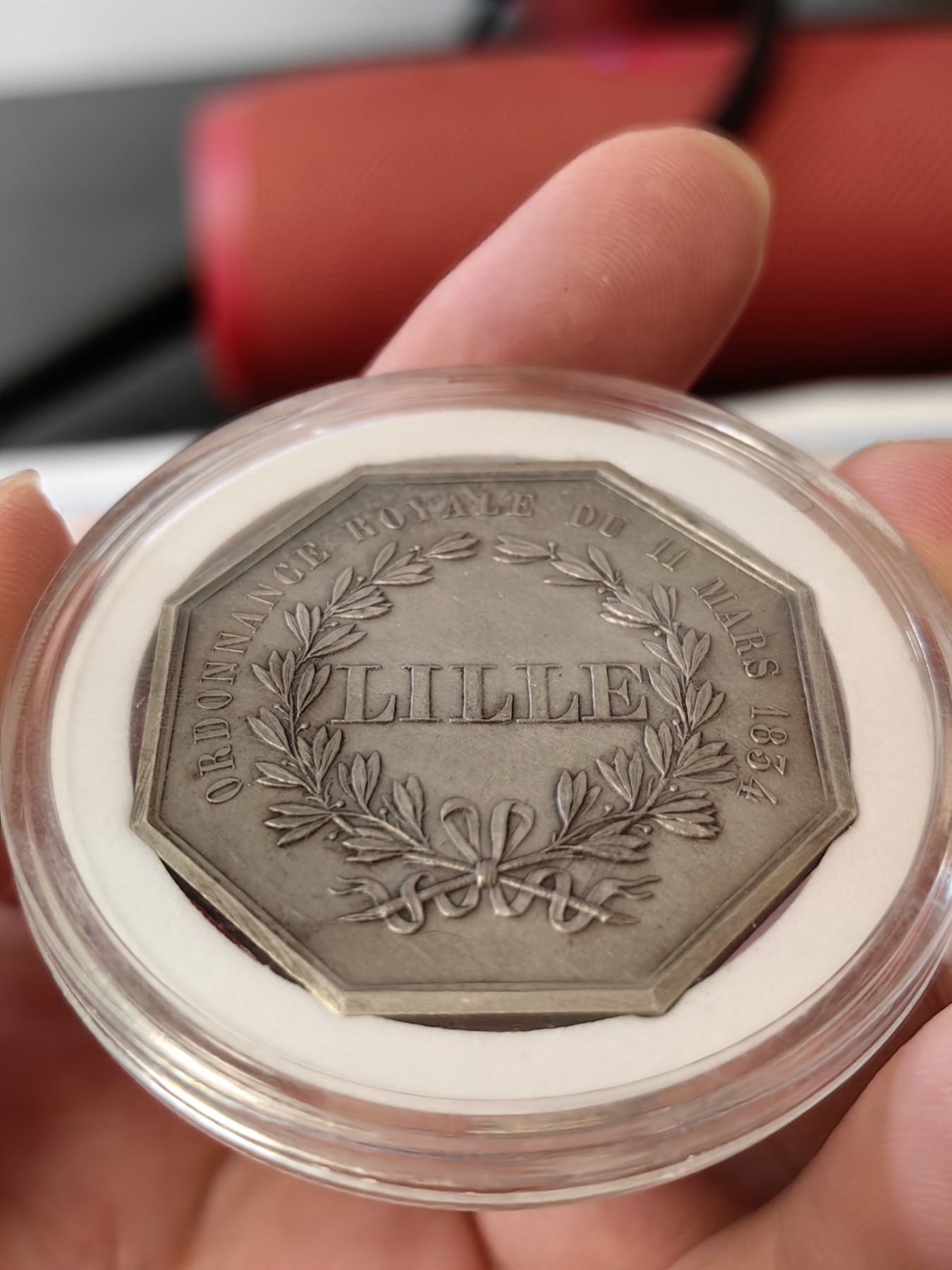 橡树集藏-006场 海纳百川 UNC1834法国里昂银代币jeton 鸢尾花纹章 丰饶角边铭 枪灰色氧化层 Matte质感 