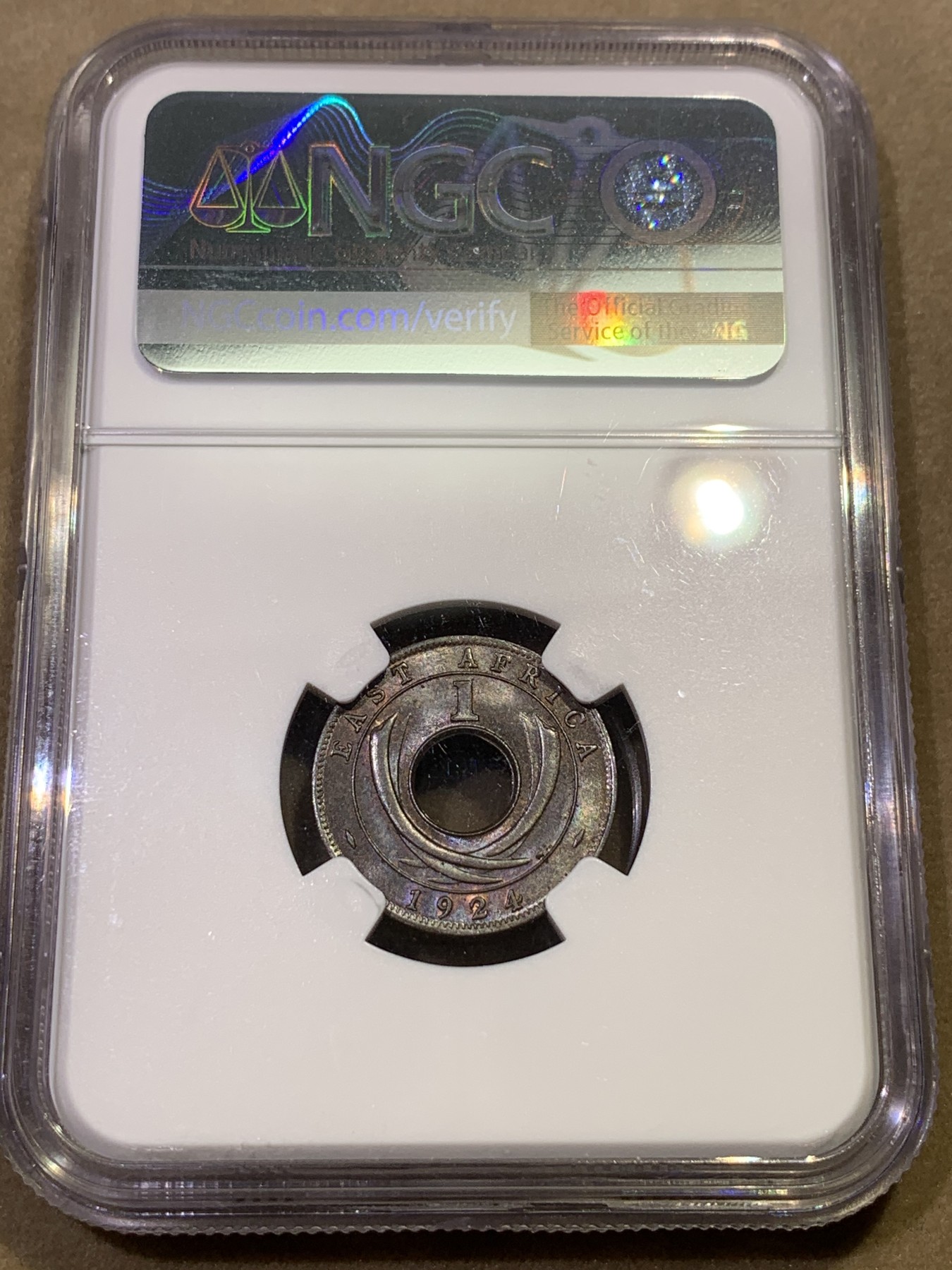 《竞宝斋》第180场-周日，周一2场 (全场包邮) NGC MS64BN 东非1924红铜1分
