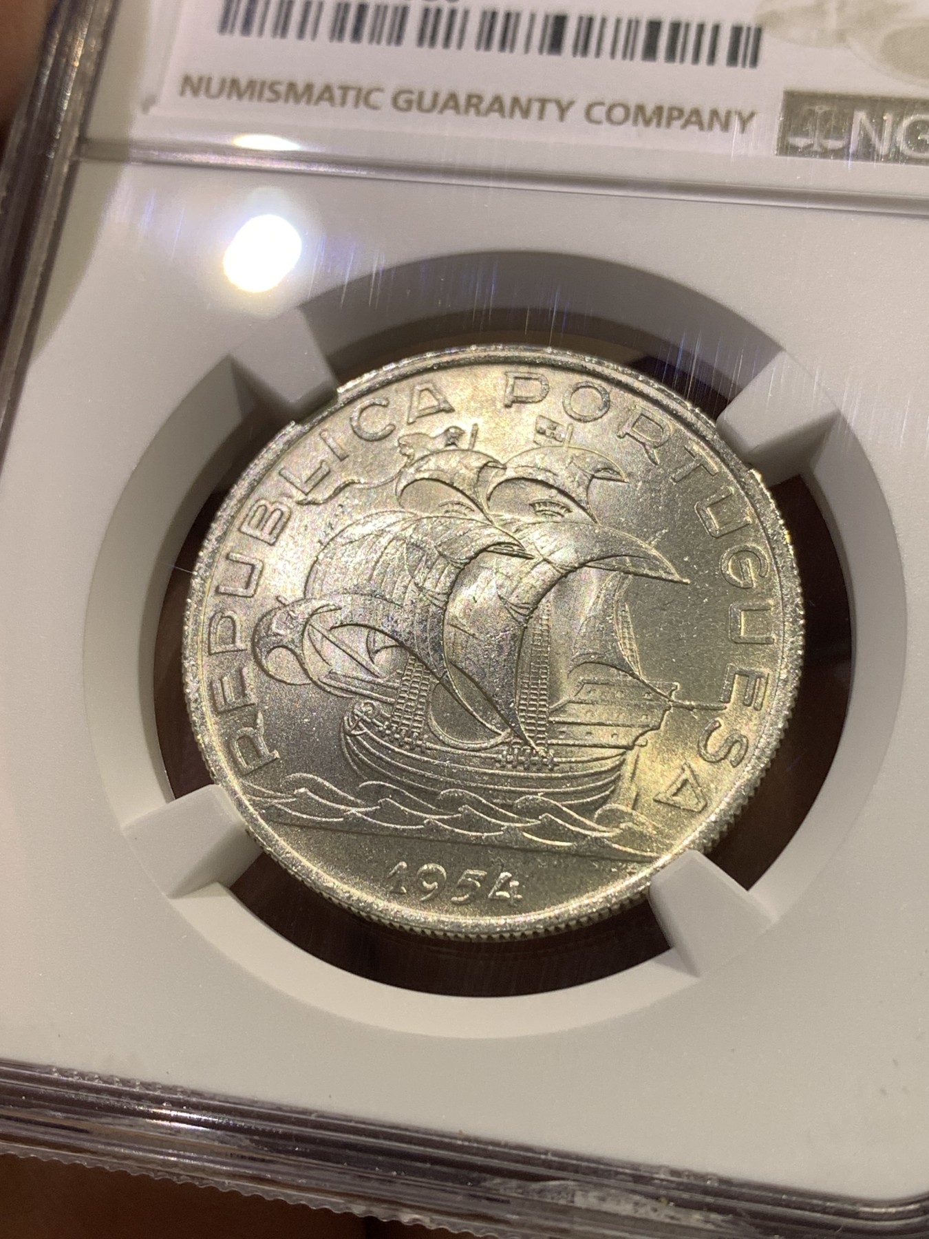 《竞宝斋》第180场-周日，周一2场 (全场包邮) NGC-MS65 葡萄牙1954年 大帆船10埃斯库多银币