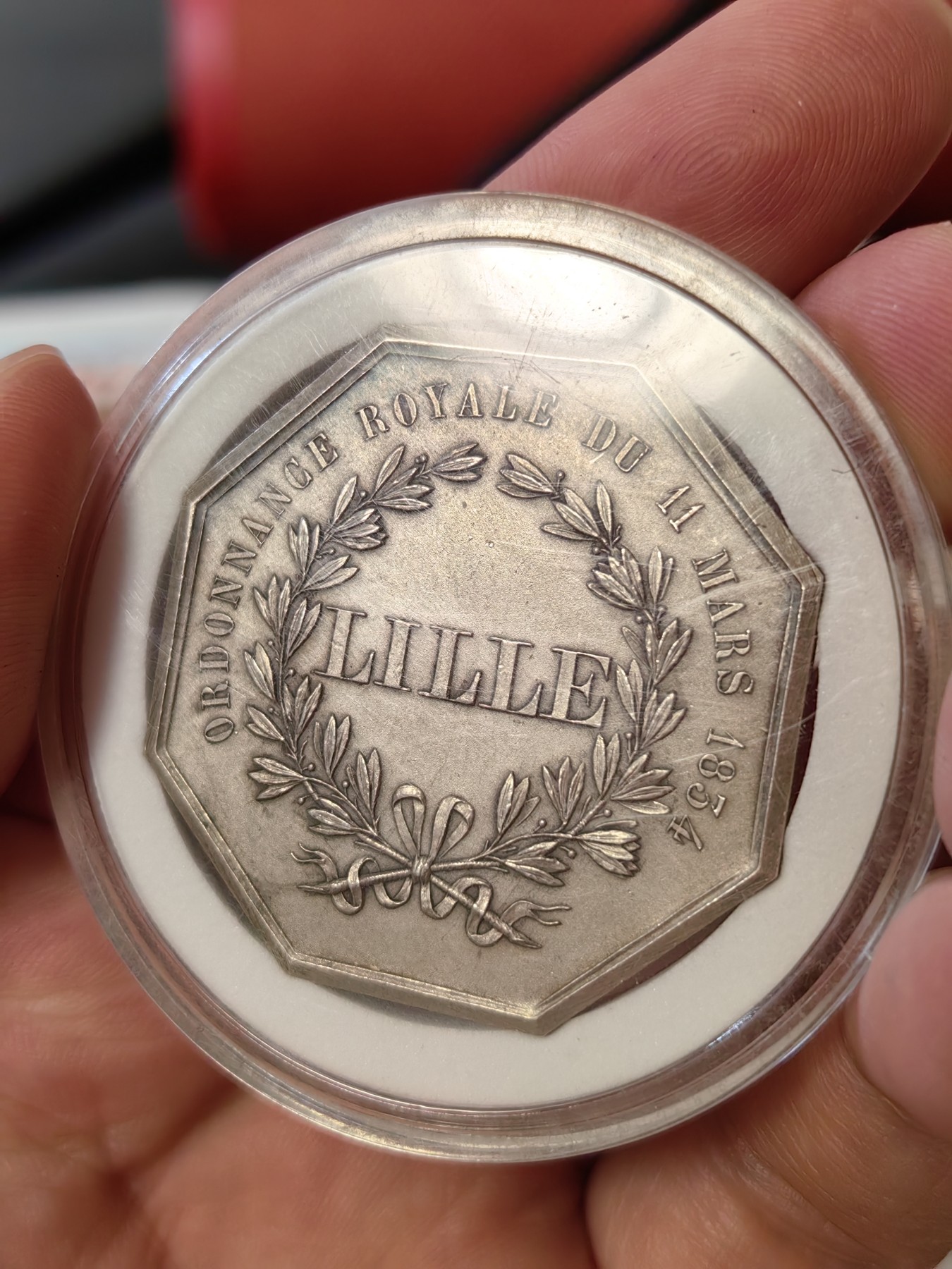 橡树集藏-006场 海纳百川 UNC1834法国里昂银代币jeton 鸢尾花纹章 丰饶角边铭 枪灰色氧化层 Matte质感 