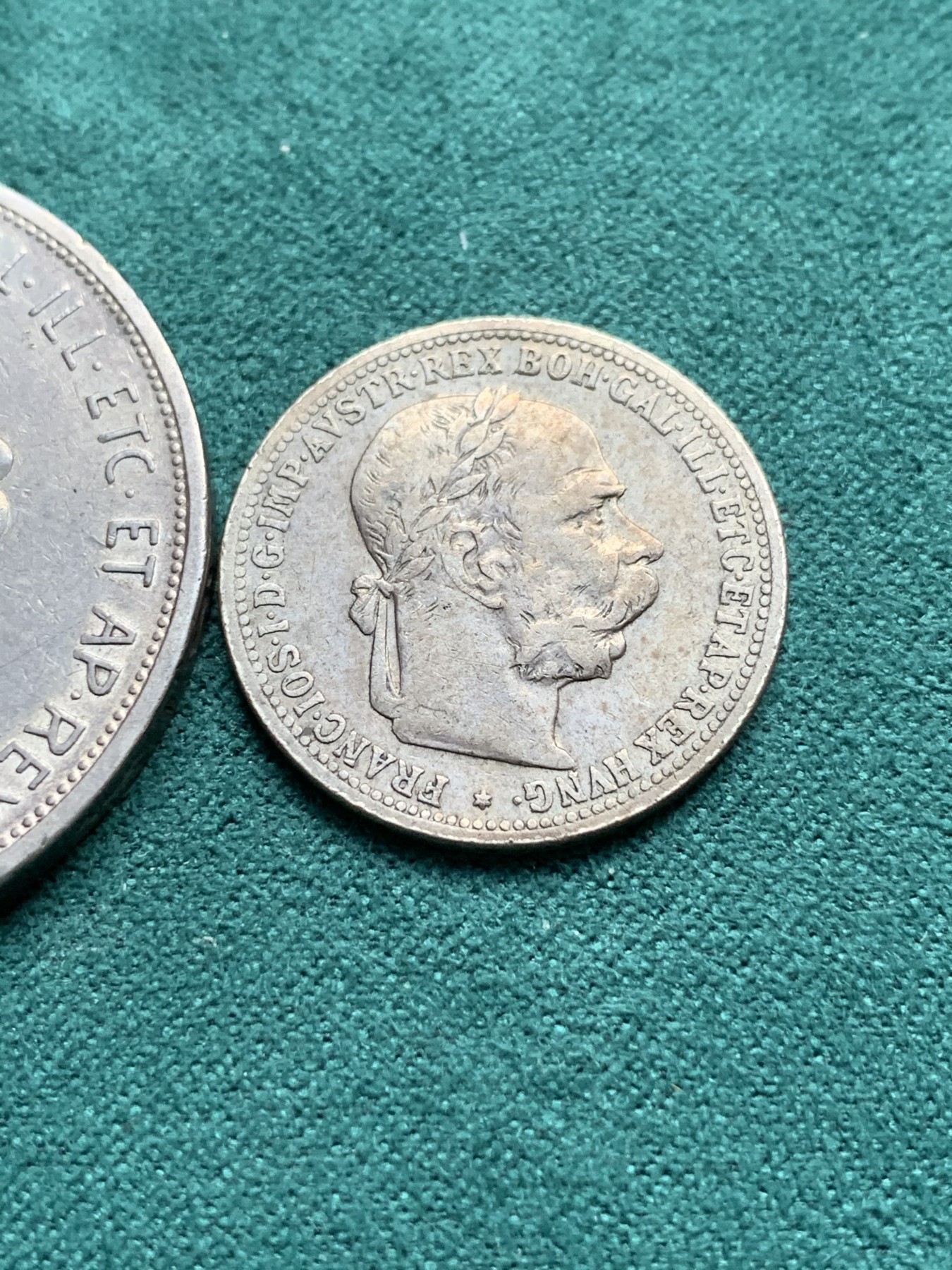 《竞宝斋》第180场-周日，周一2场 (全场包邮) 2枚一组 奥地利约瑟夫一世1900、1909年1克朗+5克朗银币