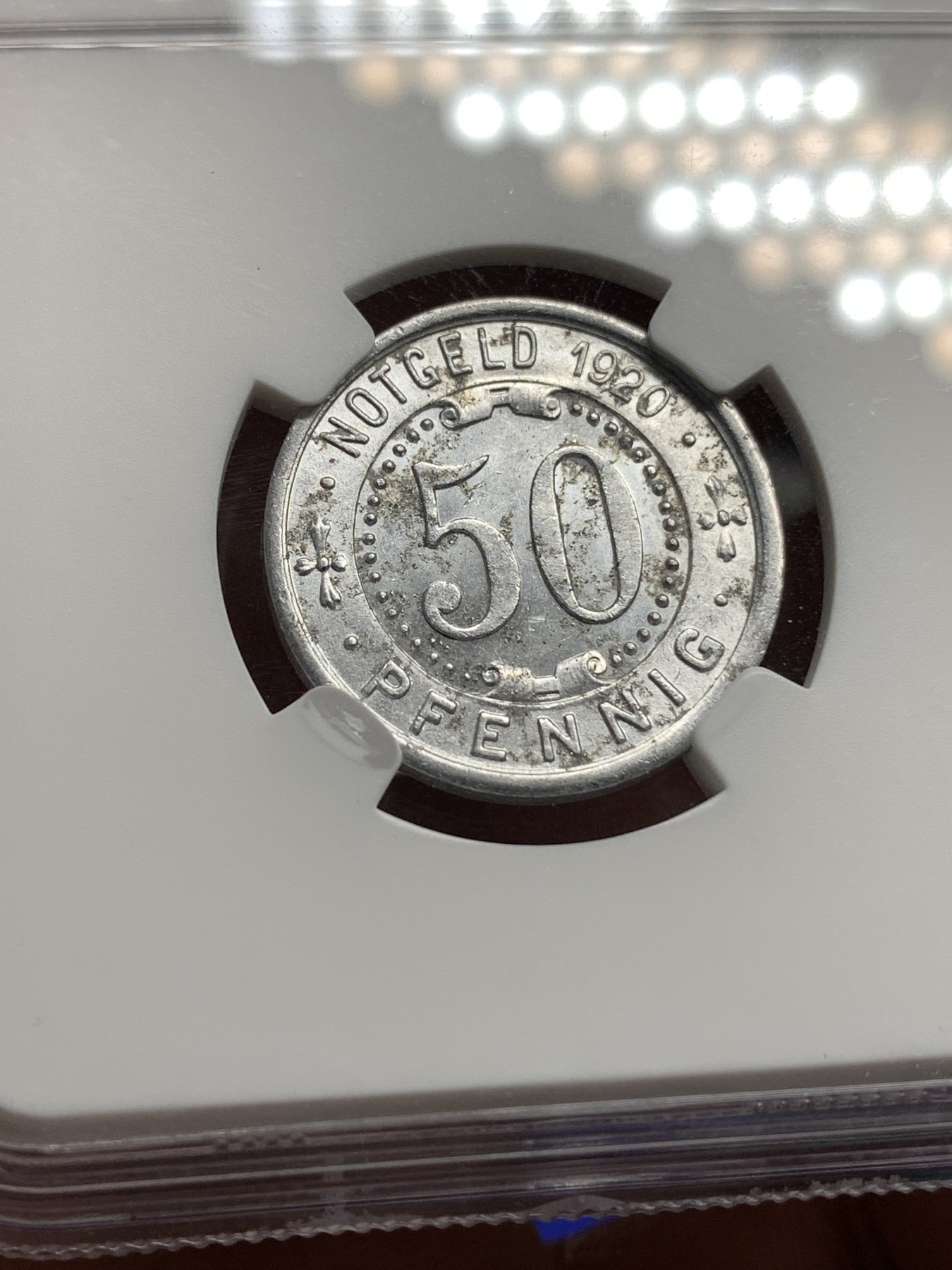 《竞宝斋》第180场-周日，周一2场 (全场包邮) NGC MS62 德国 1919年 NGC 更高分只有3枚  少见疑似标签错误，德紧大热门门登洞熊50芬尼铝币