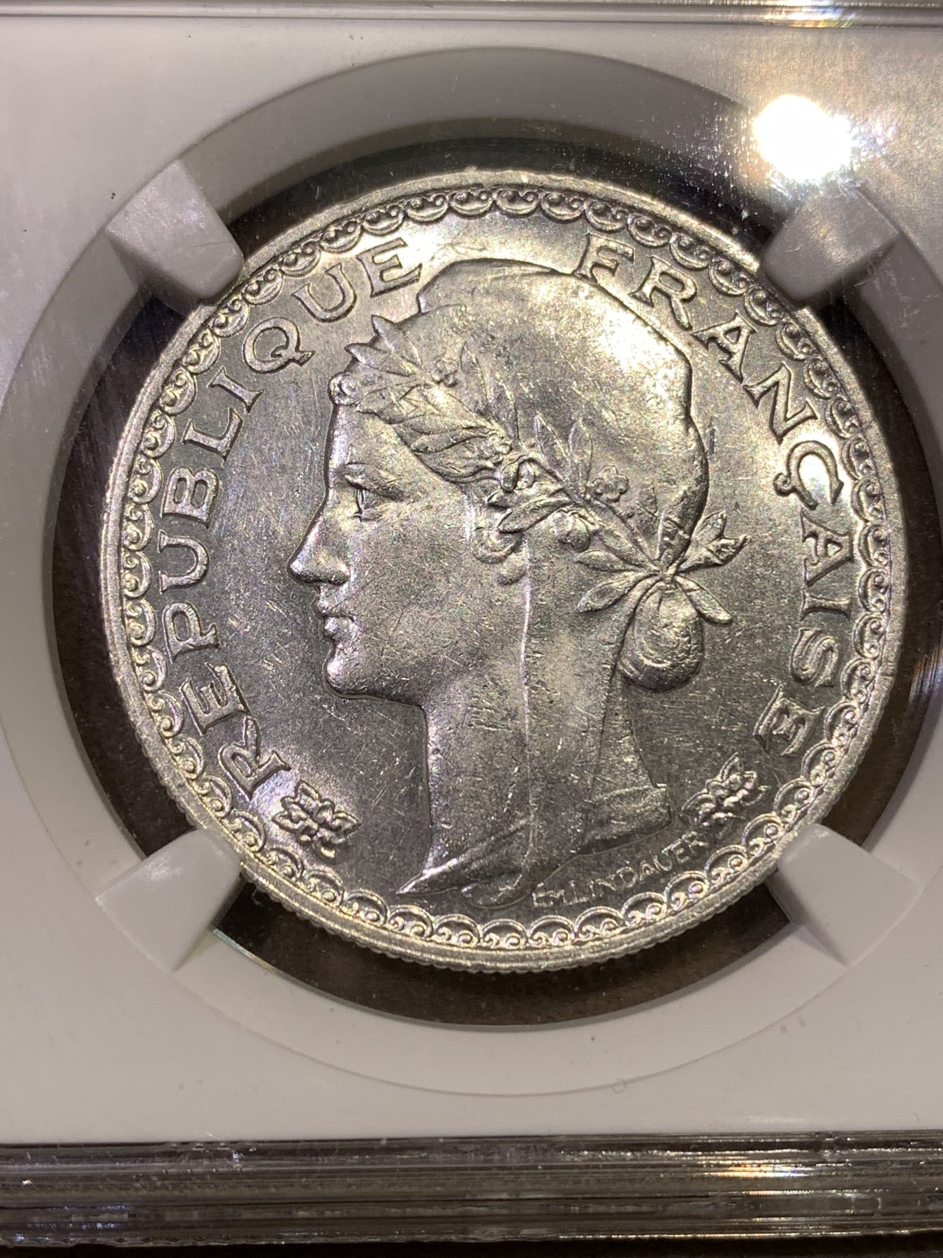 《竞宝斋》第180场-周日，周一2场 (全场包邮) NGC–AU55 1931年法属印支坐洋关门币，银光闪闪。