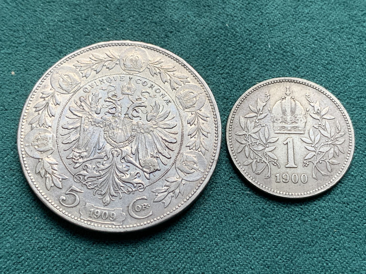 《竞宝斋》第180场-周日，周一2场 (全场包邮) 2枚一组 奥地利约瑟夫一世1900、1909年1克朗+5克朗银币