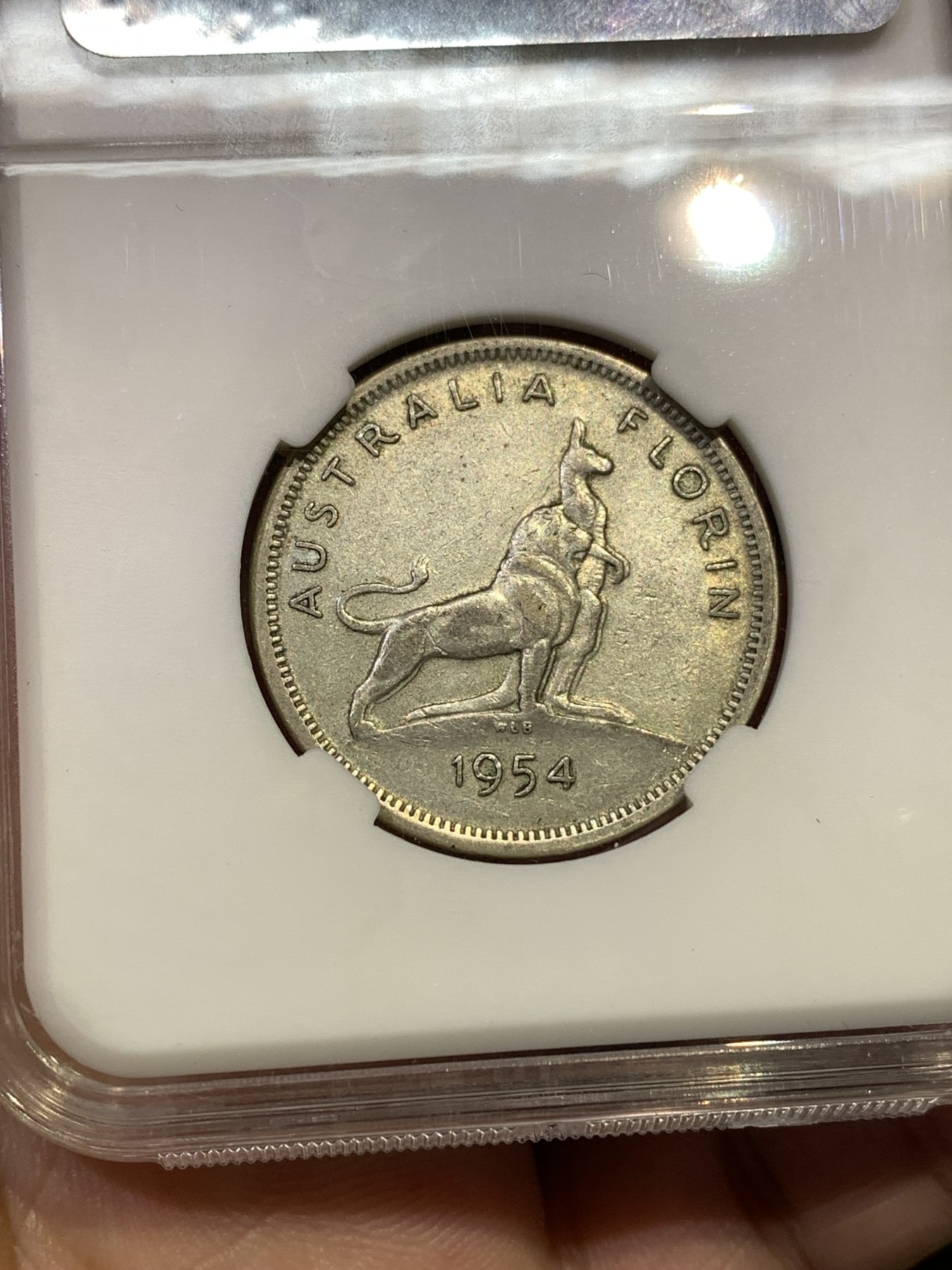 《竞宝斋》第180场-周日，周一2场 (全场包邮) CNCS AU50 澳大利亚1954伊丽莎白二世1佛罗林银币