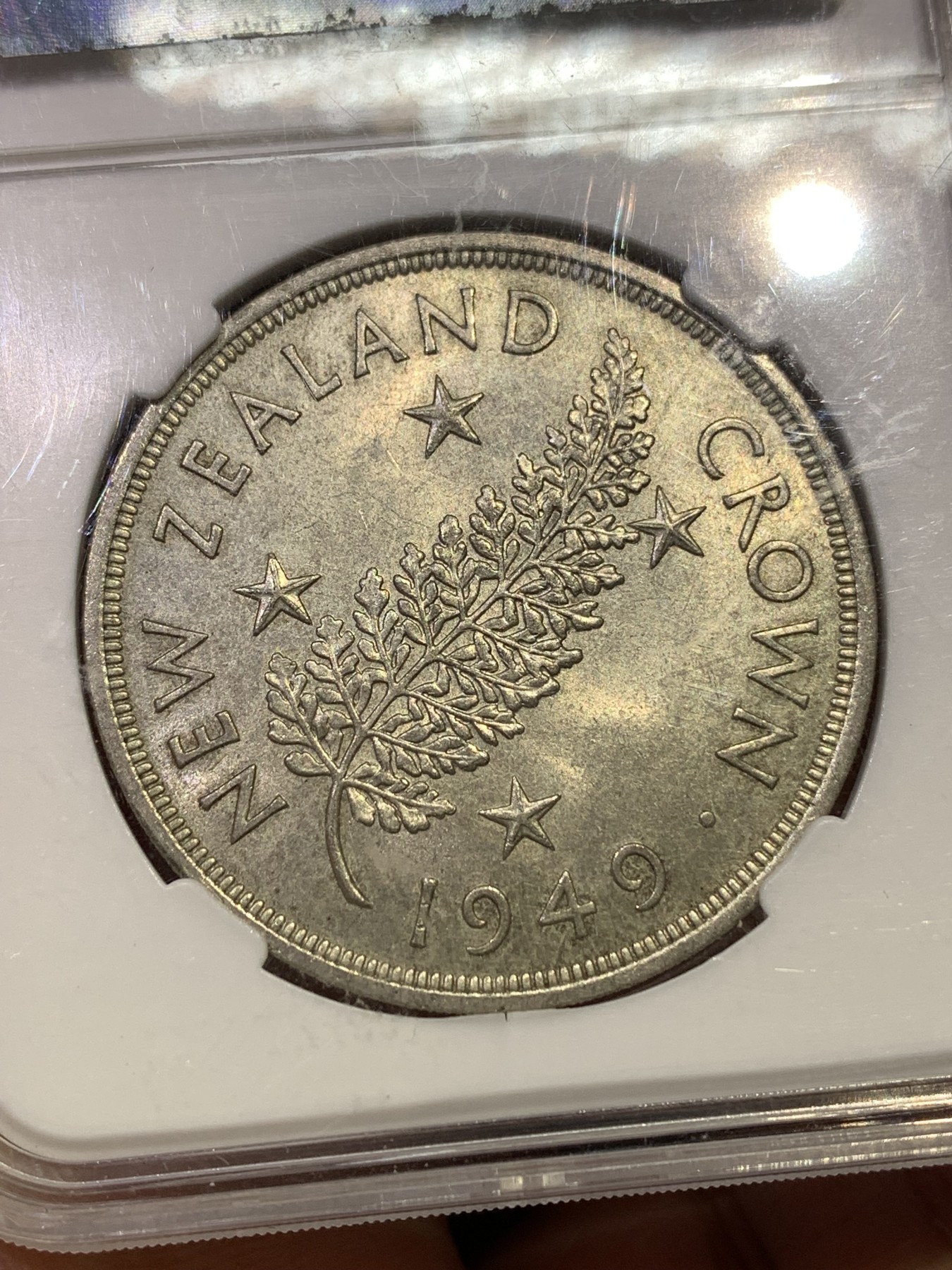 《竞宝斋》第180场-周日，周一2场 (全场包邮) 嘉诚评级MS62 新西兰1949年乔治六世1克朗银币