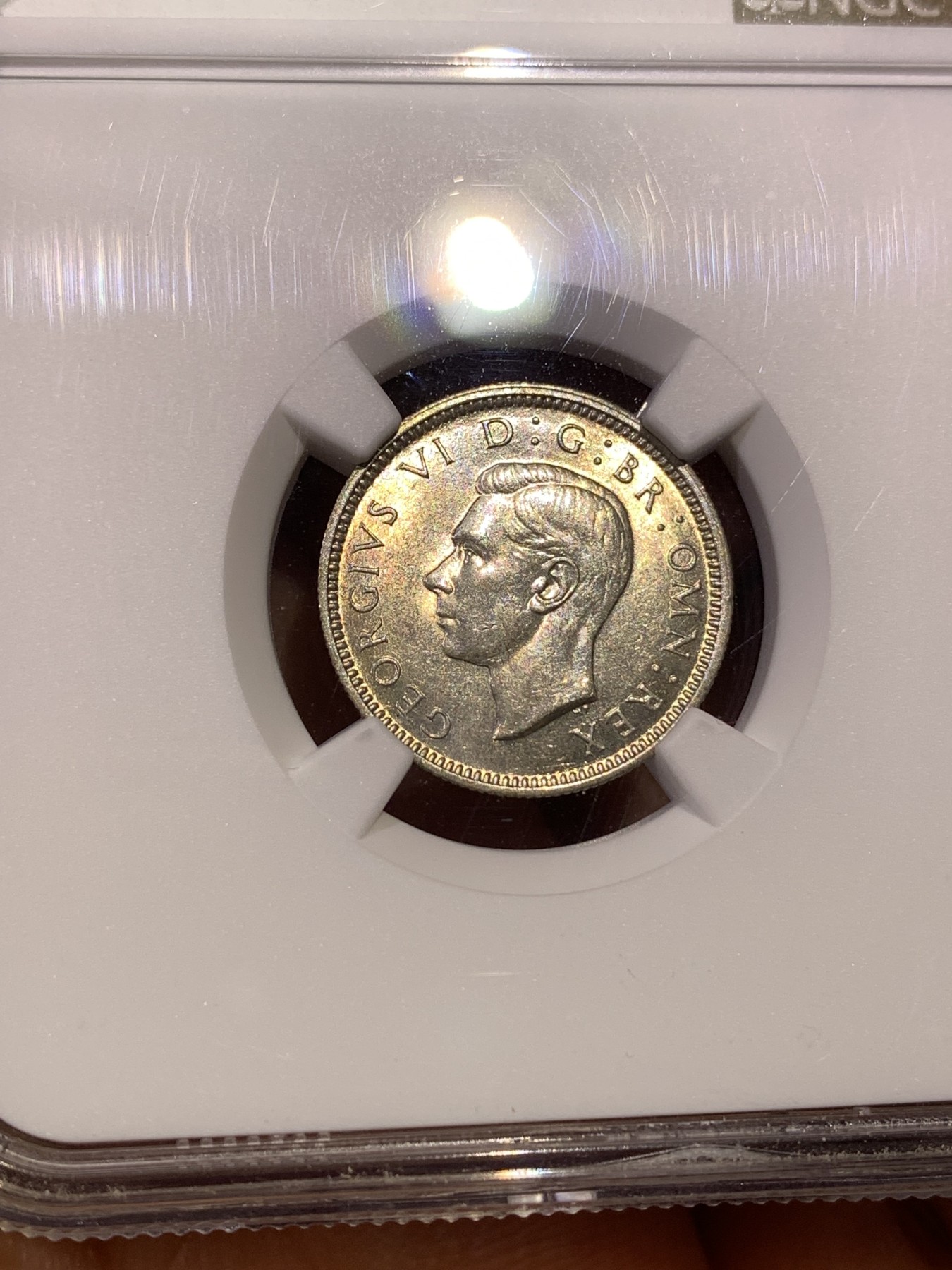 《竞宝斋》第180场-周日，周一2场 (全场包邮) NGC-MS61 英国1943年 乔六6便士银币 原光好品