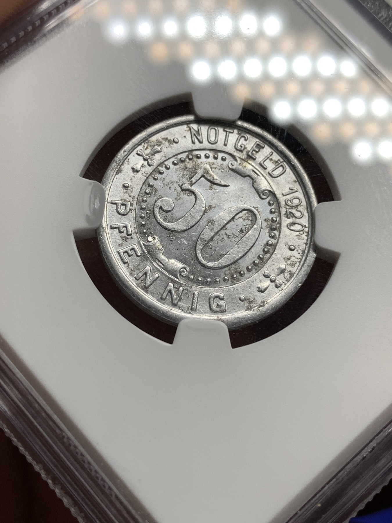 《竞宝斋》第180场-周日，周一2场 (全场包邮) NGC MS62 德国 1919年 NGC 更高分只有3枚  少见疑似标签错误，德紧大热门门登洞熊50芬尼铝币