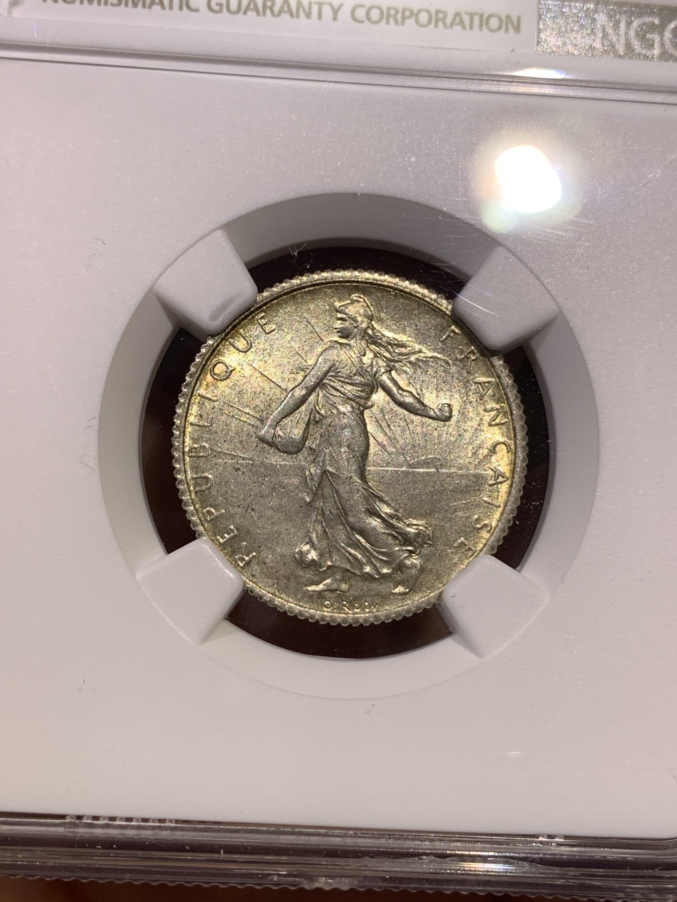 《竞宝斋》第180场-周日，周一2场 (全场包邮) NGC-MS64 法国1916年播种女神1法郎银币，罗蒂设计，经典的行走女神。64高分难得。