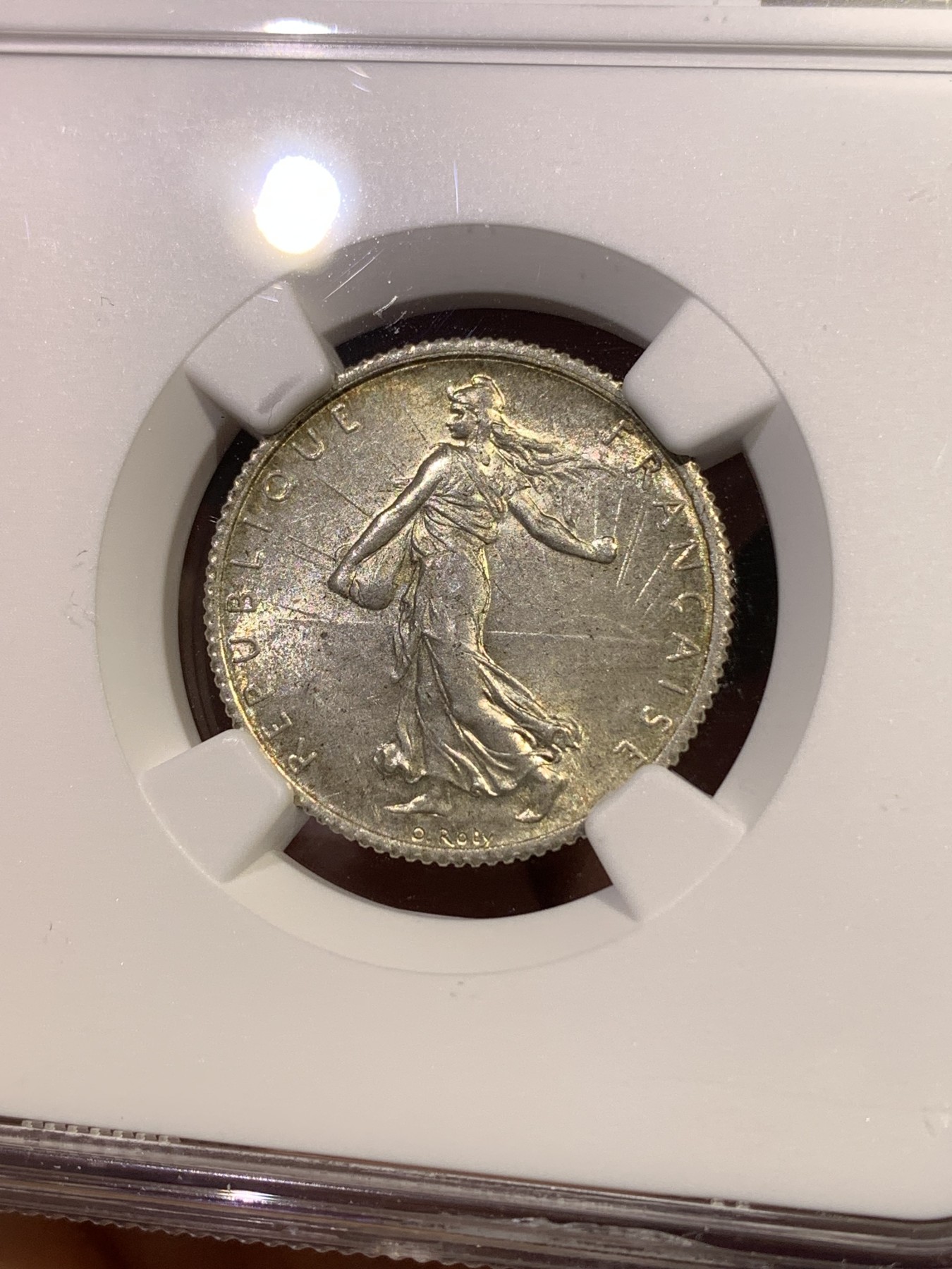 《竞宝斋》第180场-周日，周一2场 (全场包邮) NGC-MS64 法国1916年播种女神1法郎银币，罗蒂设计，经典的行走女神。64高分难得。