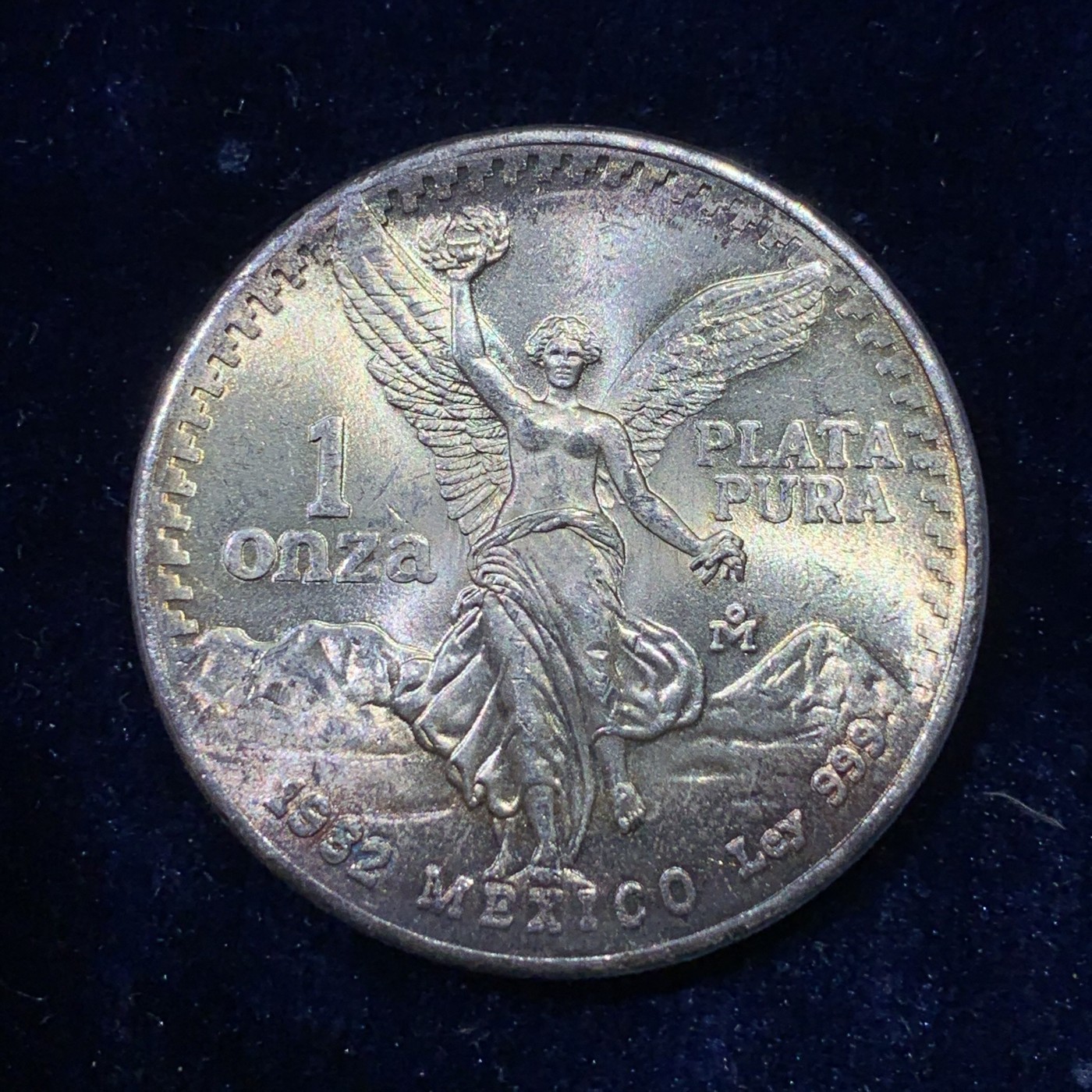 《竞宝斋》第180场-周日，周一2场 (全场包邮) 1982年 墨西哥 1盎司女神银币 999银 少见 包浆也好