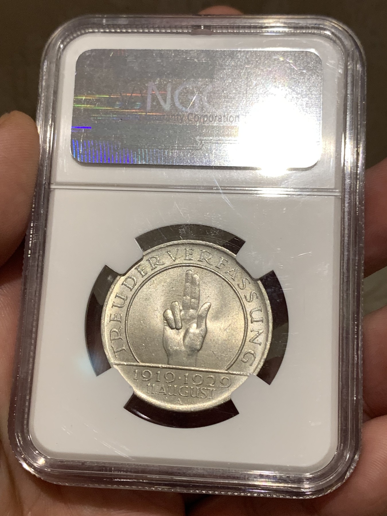 《竞宝斋》第180场-周日，周一2场 (全场包邮) NGC-MS65 魏玛德国1929年宪法十周年3马克纪念银币 少见高分