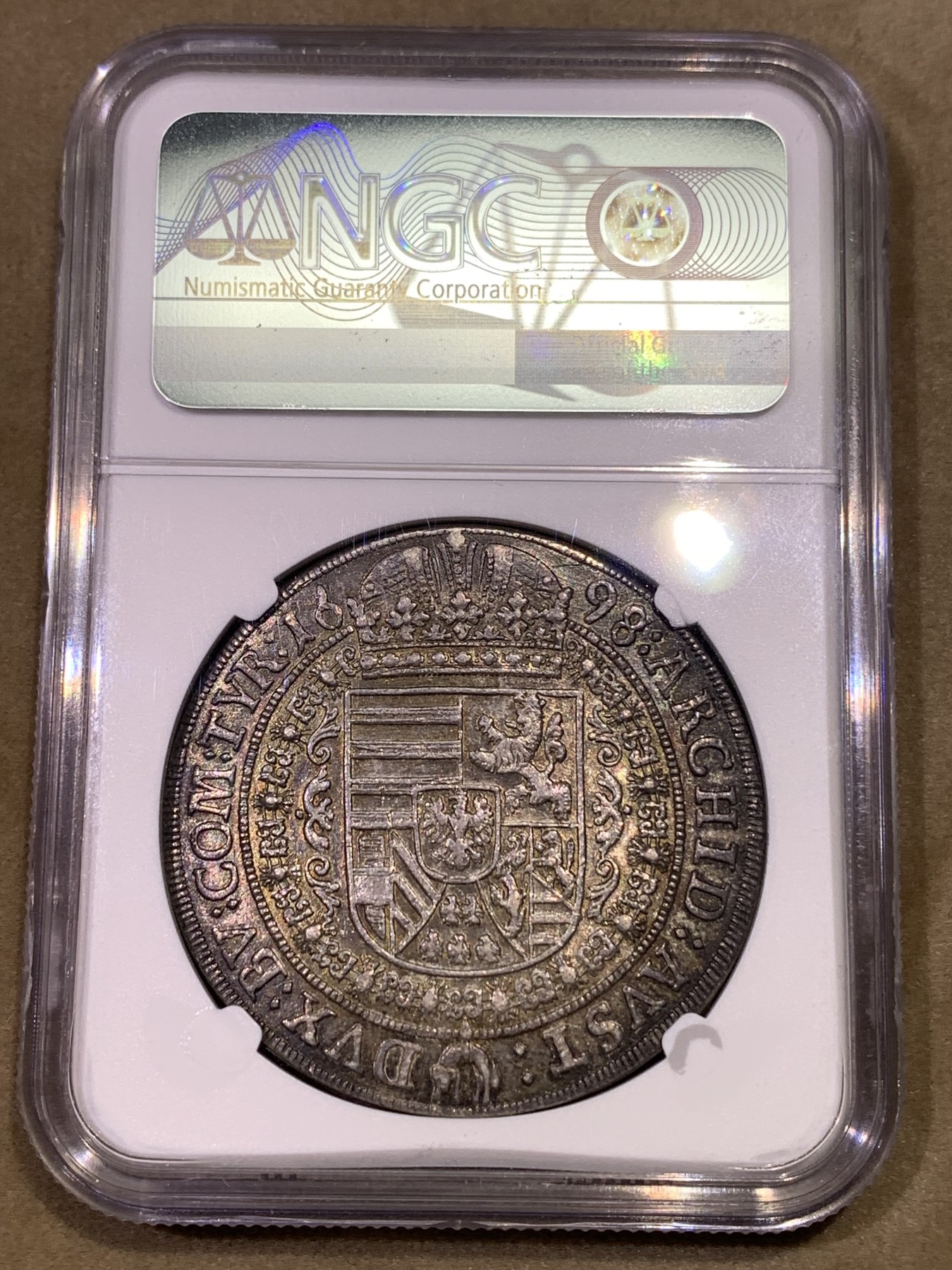 《竞宝斋》第180场-周日，周一2场 (全场包邮) 亚军分 NGC MS63 神圣罗马帝国1698/7骑字版 大波浪 猪嘴 泰勒 银币 打制均匀 状态非常好