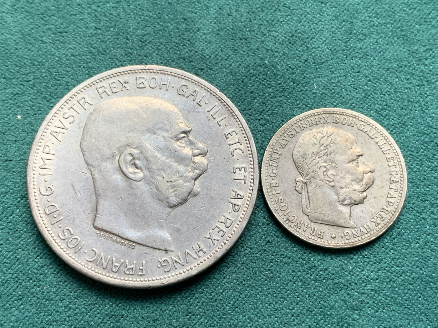 《竞宝斋》第180场-周日，周一2场 (全场包邮) 2枚一组 奥地利约瑟夫一世1900、1909年1克朗+5克朗银币