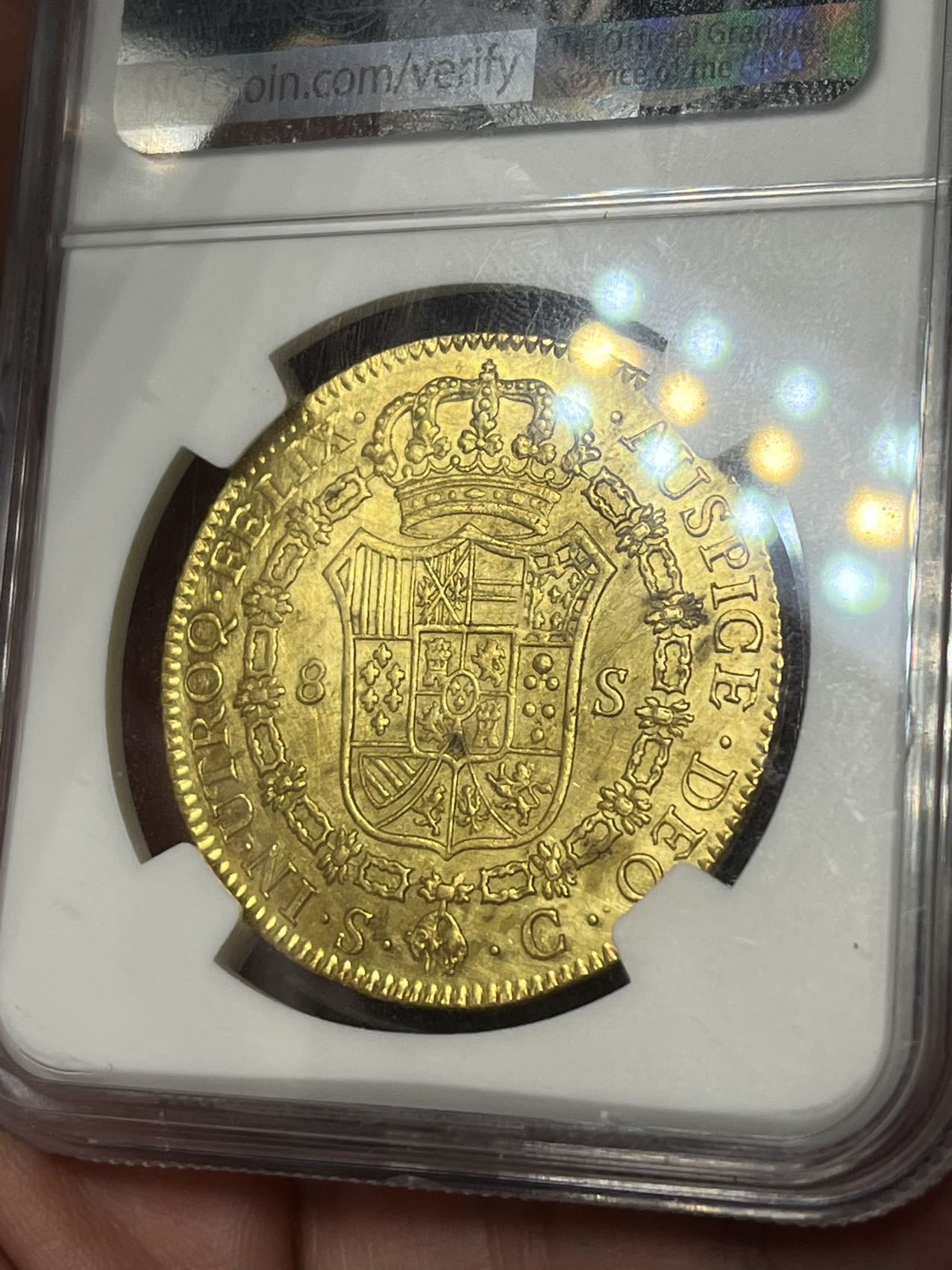 西班牙本土卡洛斯三世8埃斯库多金币，R后点少见版别，发行量远低于西属其他地区，一眼 fall in love系列 古今中外金币银币徽章收藏爱好者礼物 西班牙本土卡洛斯三世8埃斯库多金币，R后点少见版别，发行量远低于西属其他地区，一眼 fall in love系列 古今中外金币银币徽章收藏爱好者礼物