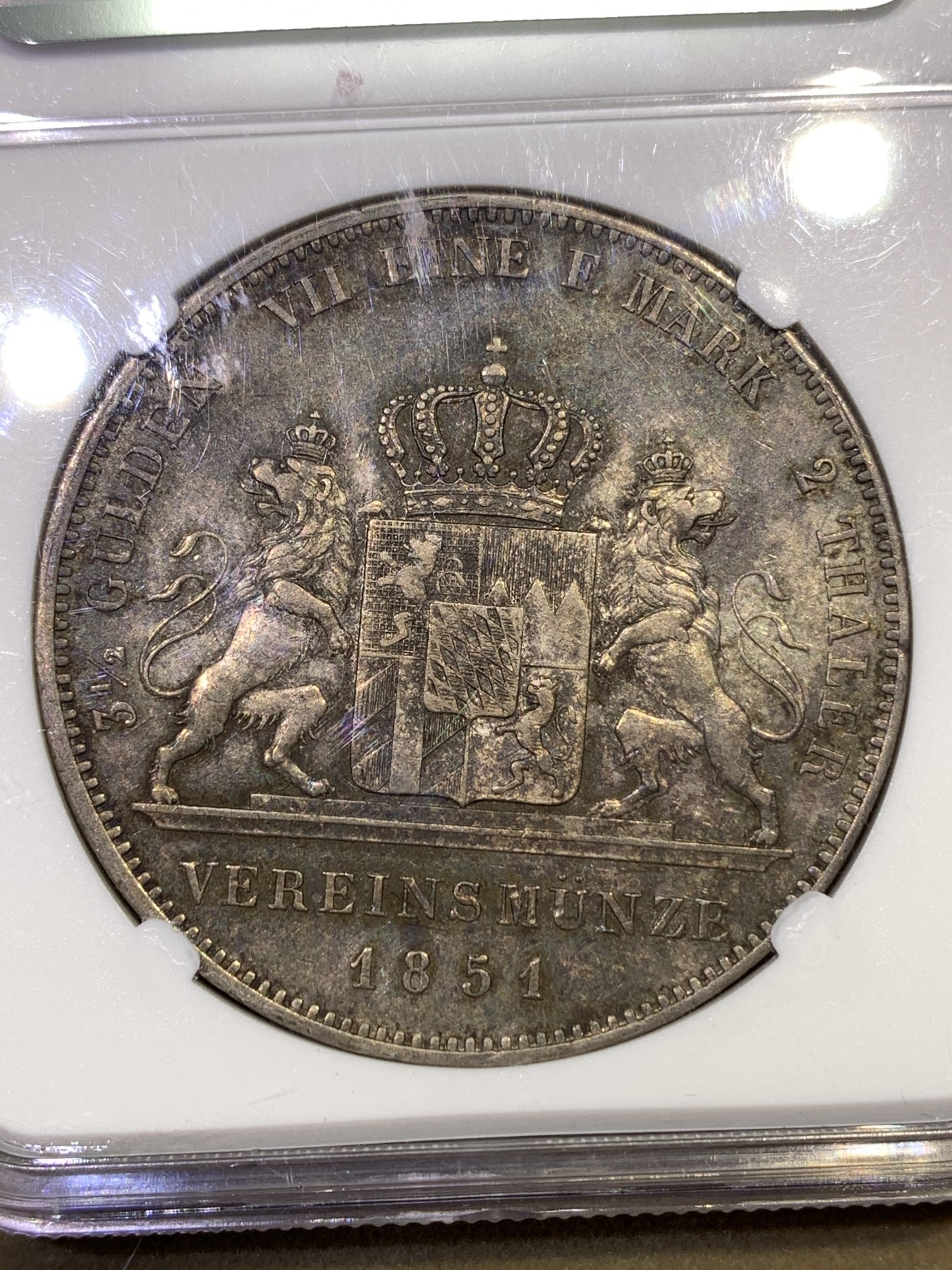 《竞宝斋》第180场-周日，周一2场 (全场包邮) NGC-AU55 1851年德国巴伐利亚双师2泰勒银币，原味包浆。