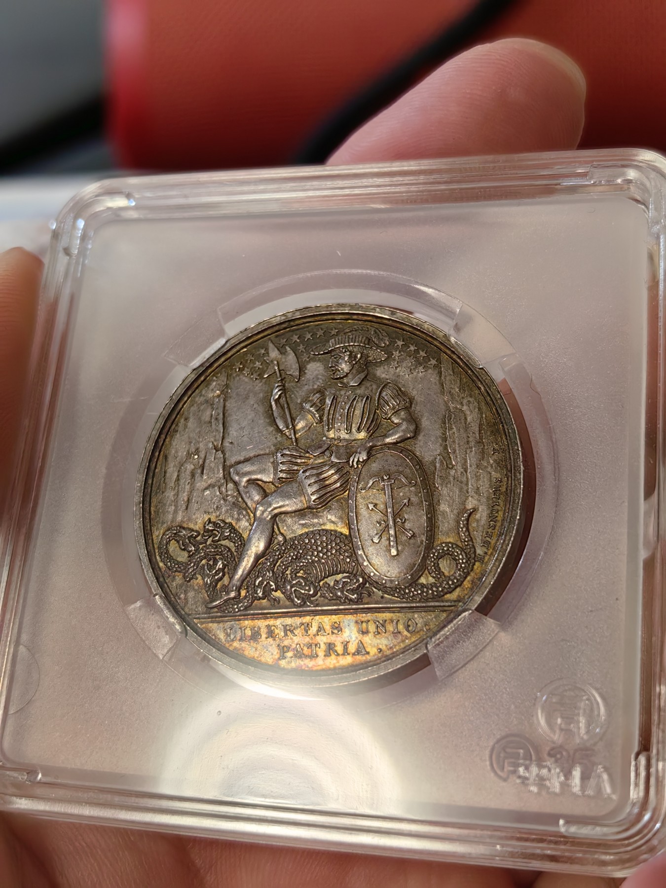 橡树集藏-006场 海纳百川 1821法国巴黎瑞士慈善社屠龙者银章 直径：34mm 重量：19.67gr 边铭无  原铸好品相 评级首选