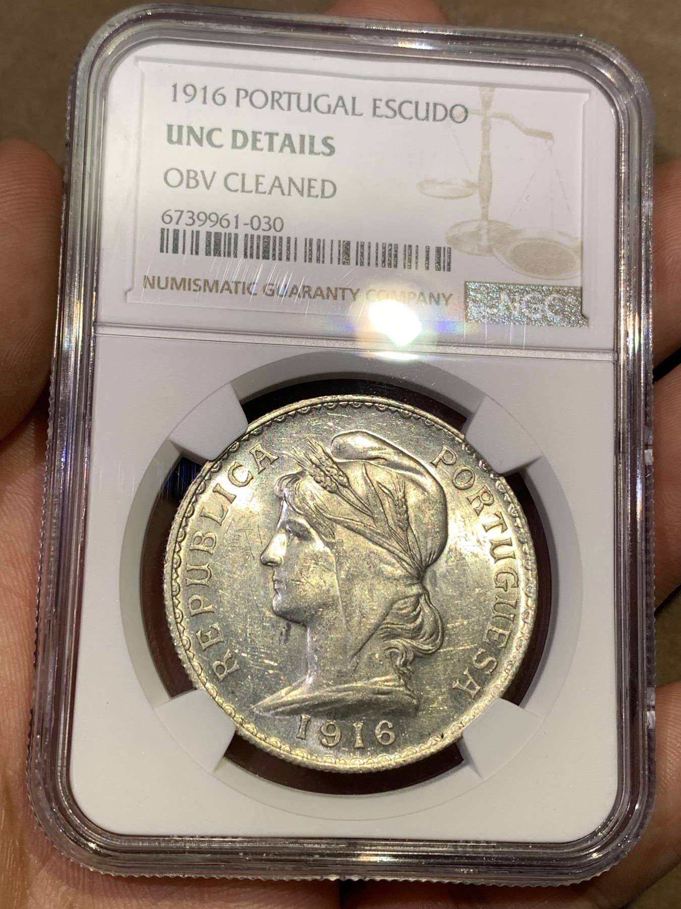 《竞宝斋》第180场-周日，周一2场 (全场包邮) NGC-UNC 葡萄牙1916年 1埃斯库多大银币