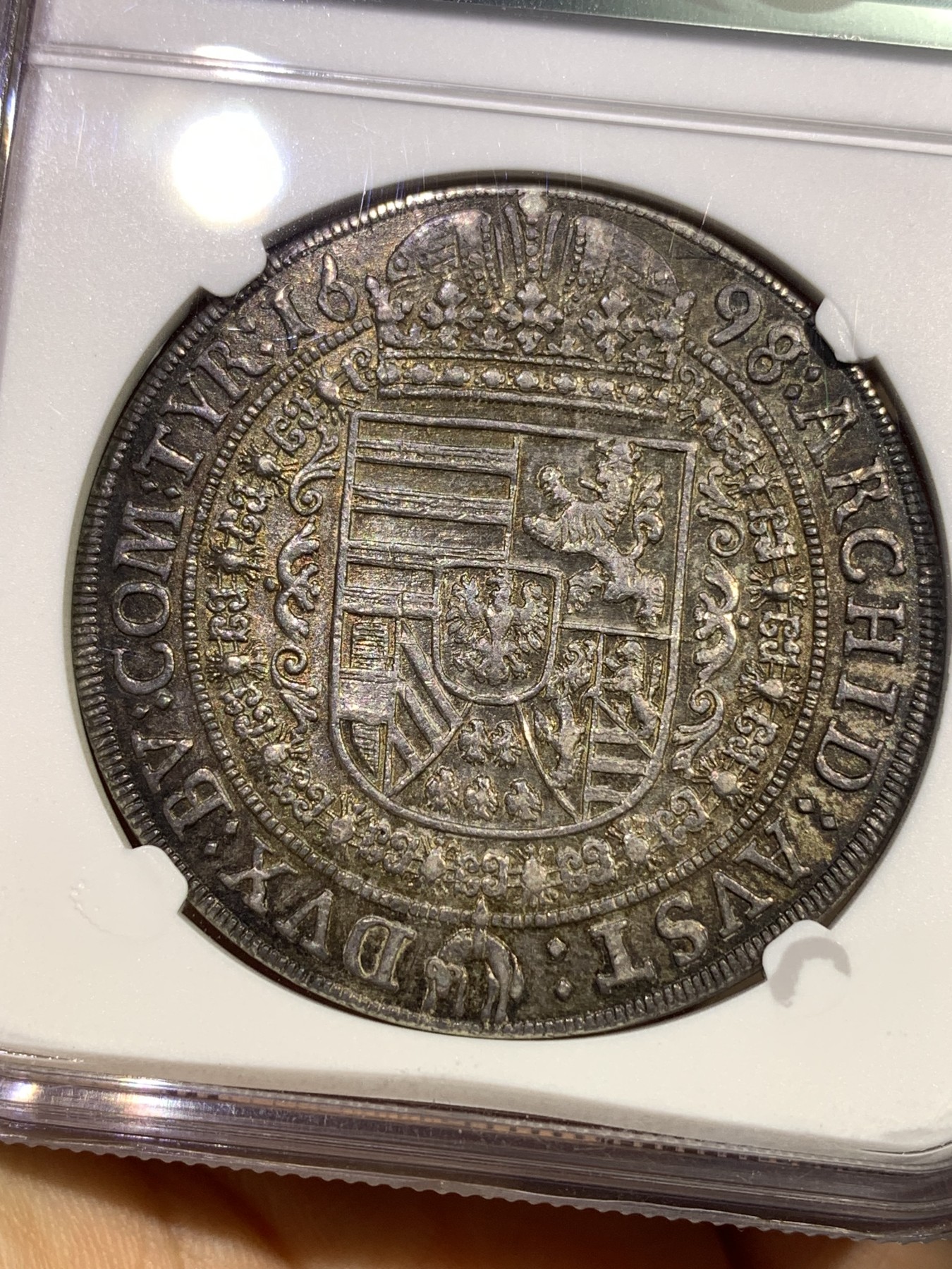 《竞宝斋》第180场-周日，周一2场 (全场包邮) 亚军分 NGC MS63 神圣罗马帝国1698/7骑字版 大波浪 猪嘴 泰勒 银币 打制均匀 状态非常好