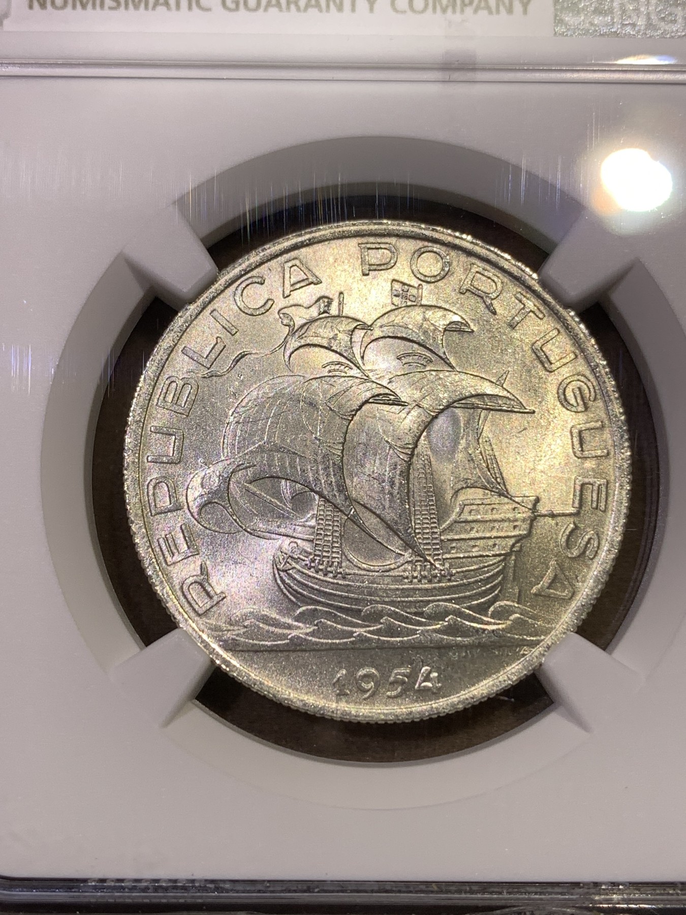 《竞宝斋》第180场-周日，周一2场 (全场包邮) NGC-MS65 葡萄牙1954年 大帆船10埃斯库多银币