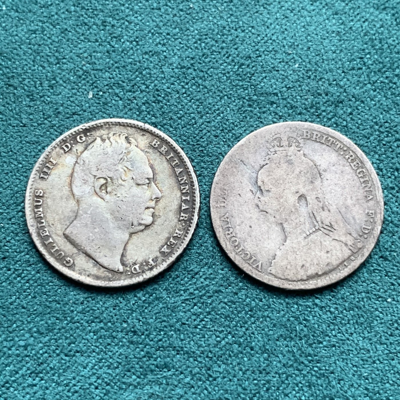 《竞宝斋》第180场-周日，周一2场 (全场包邮) 1835年英国威廉四世6便士送老维银币一枚