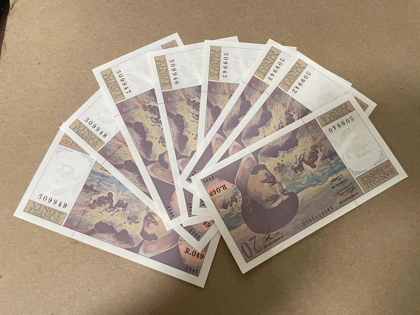 【Blue Auction】✨世界纸币精拍第344期——周日畅拍场【精】 【一组8张】法国 1995年20法郎 全新UNC