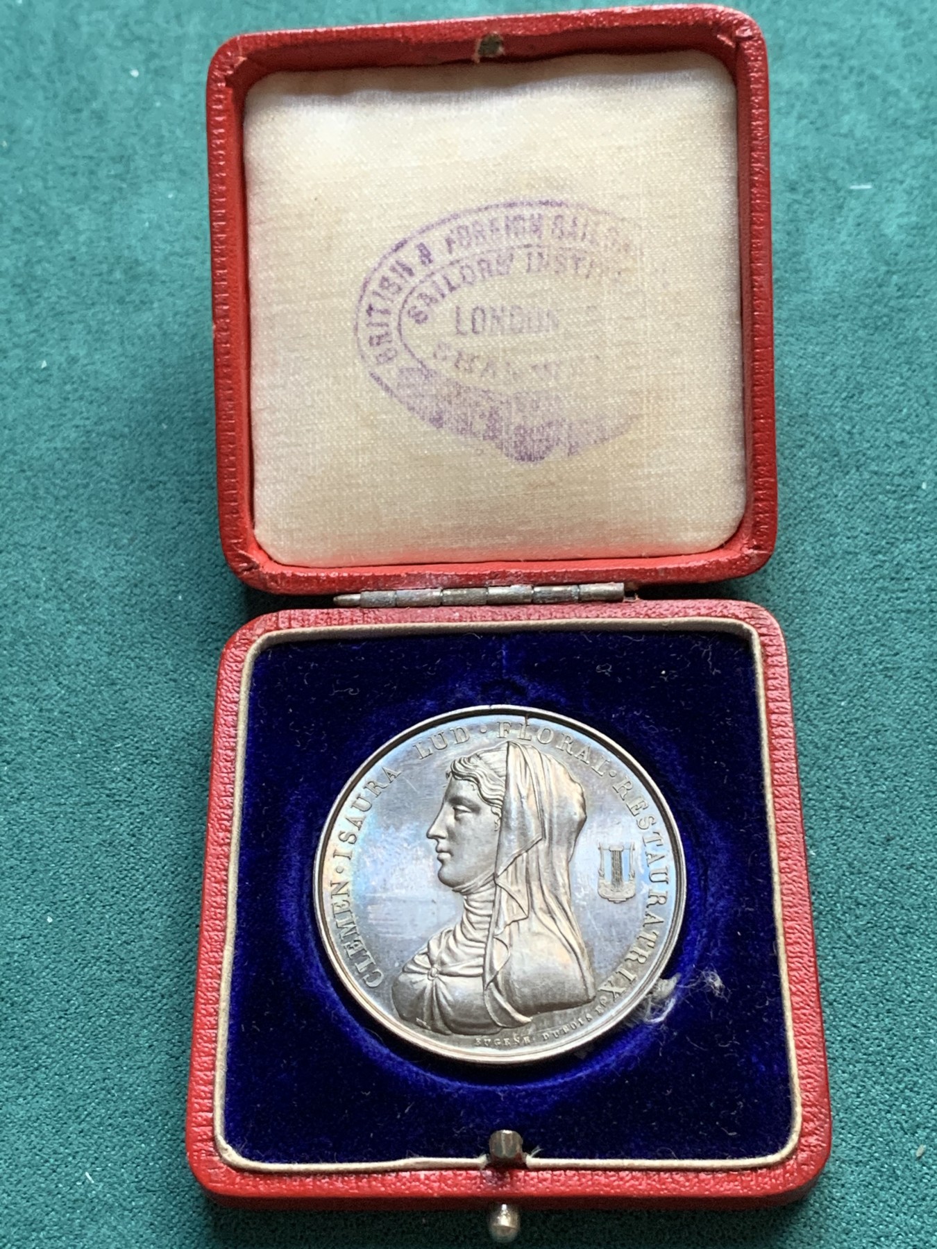 《竞宝斋》八角代币+章牌专场！第182场-周日，周一，周二 3场 (全场包邮) 法国图卢兹花卉银质jeton，女诗人克莱门·伊索尔，17.01g，35.5mm，手指边铭（1845-1860），品相完好，包浆漂亮